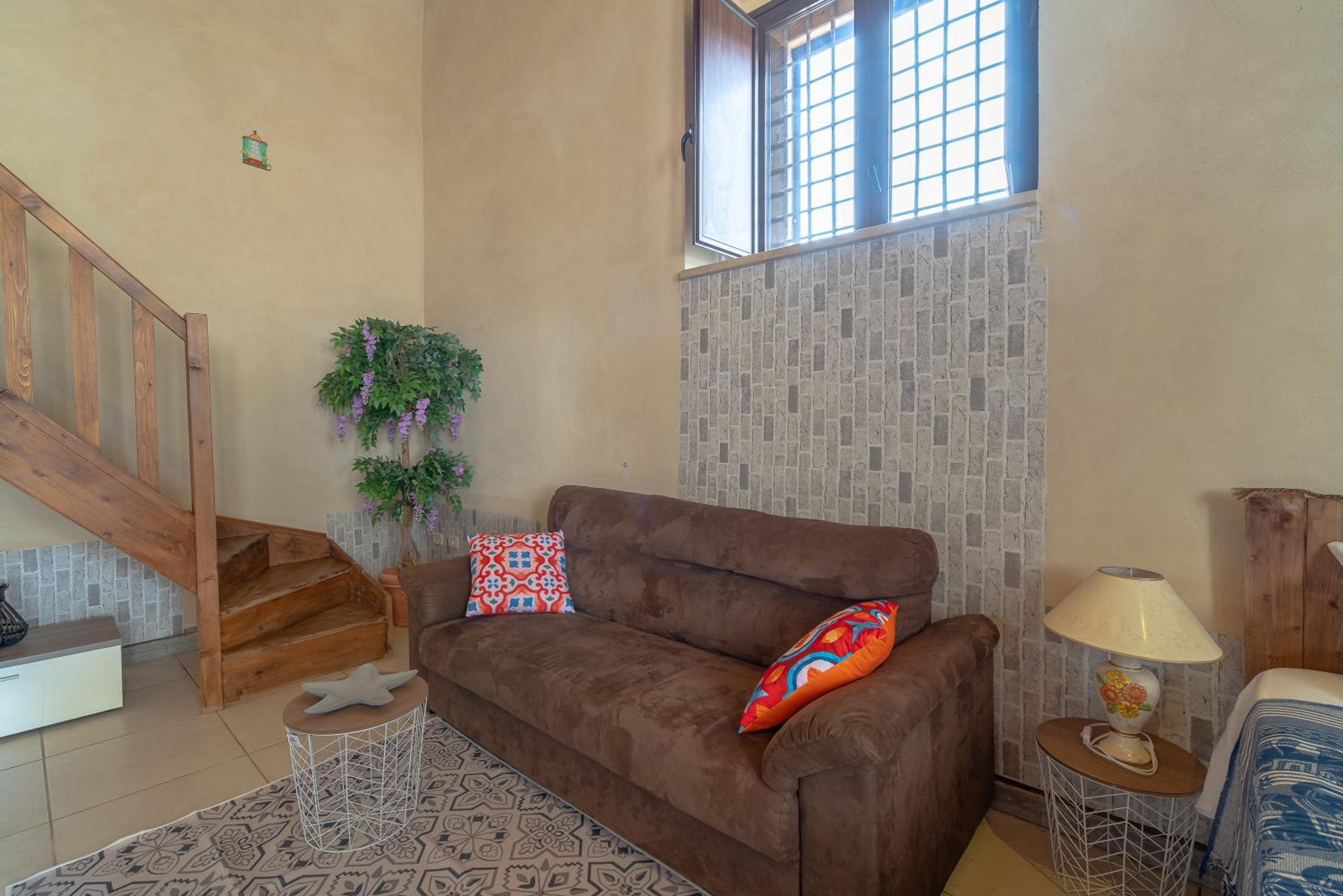 Superior One-Bedroom Apartment