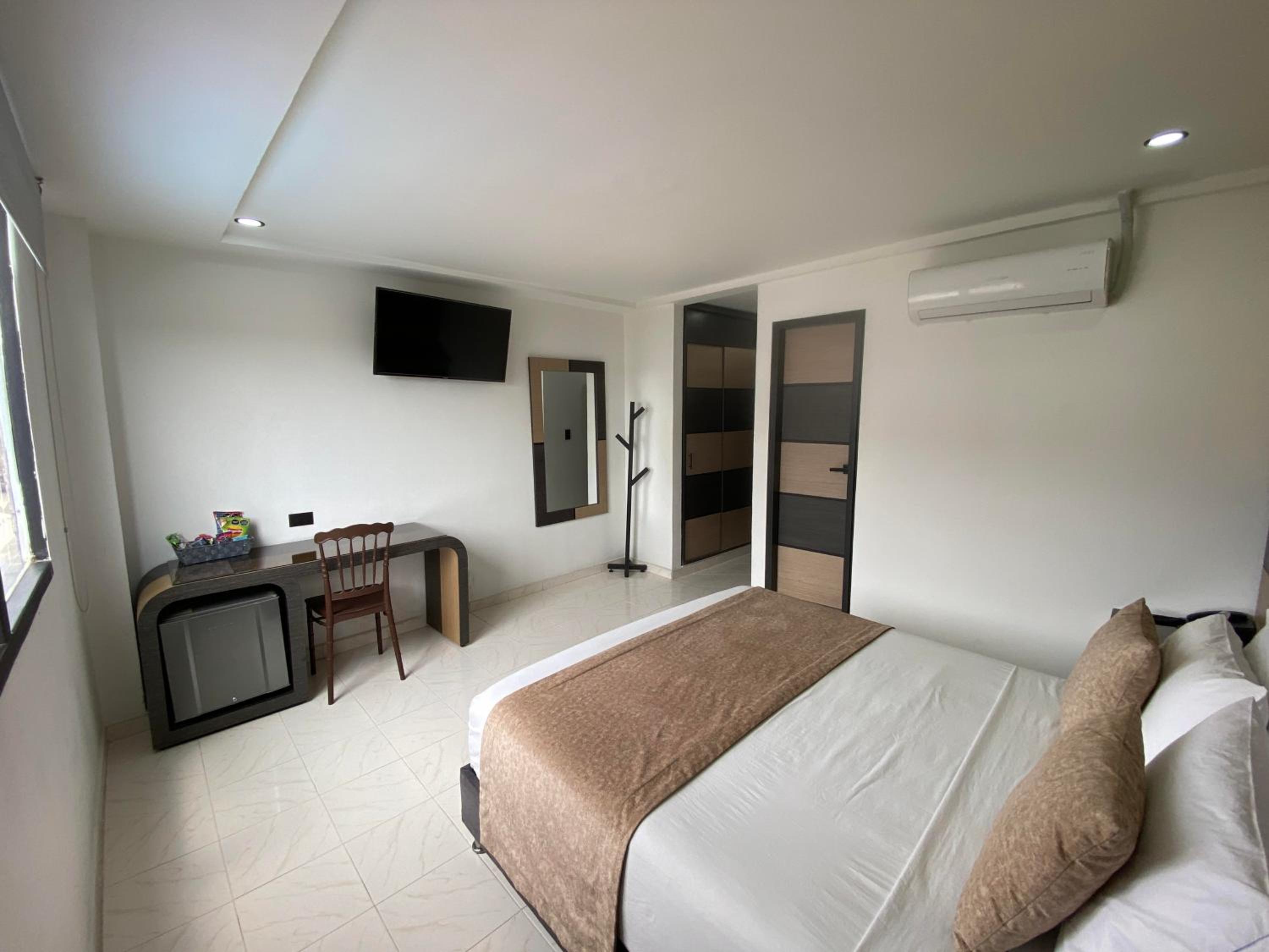 Deluxe Queen Room photo 2
