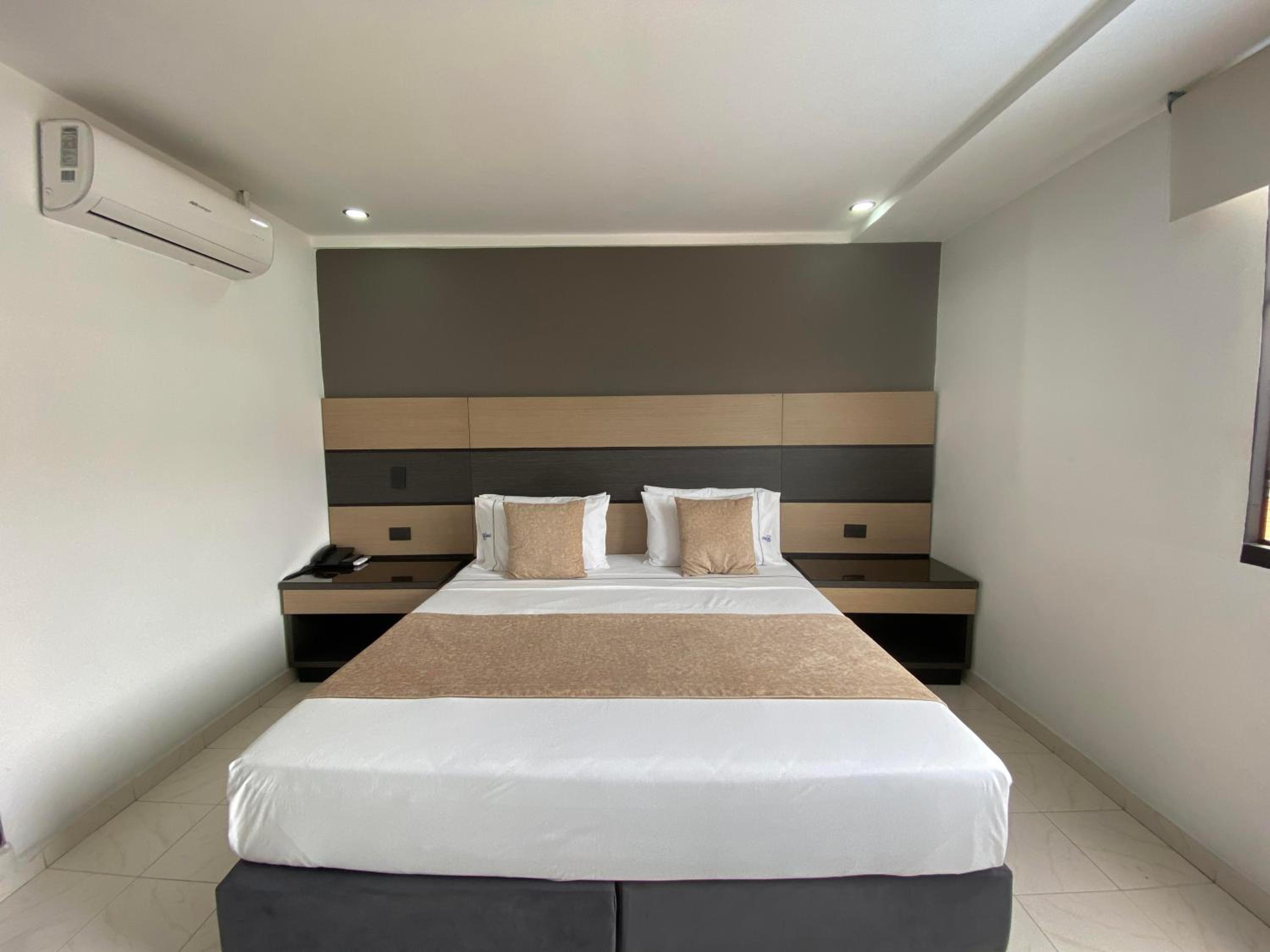 Deluxe Queen Room photo 1