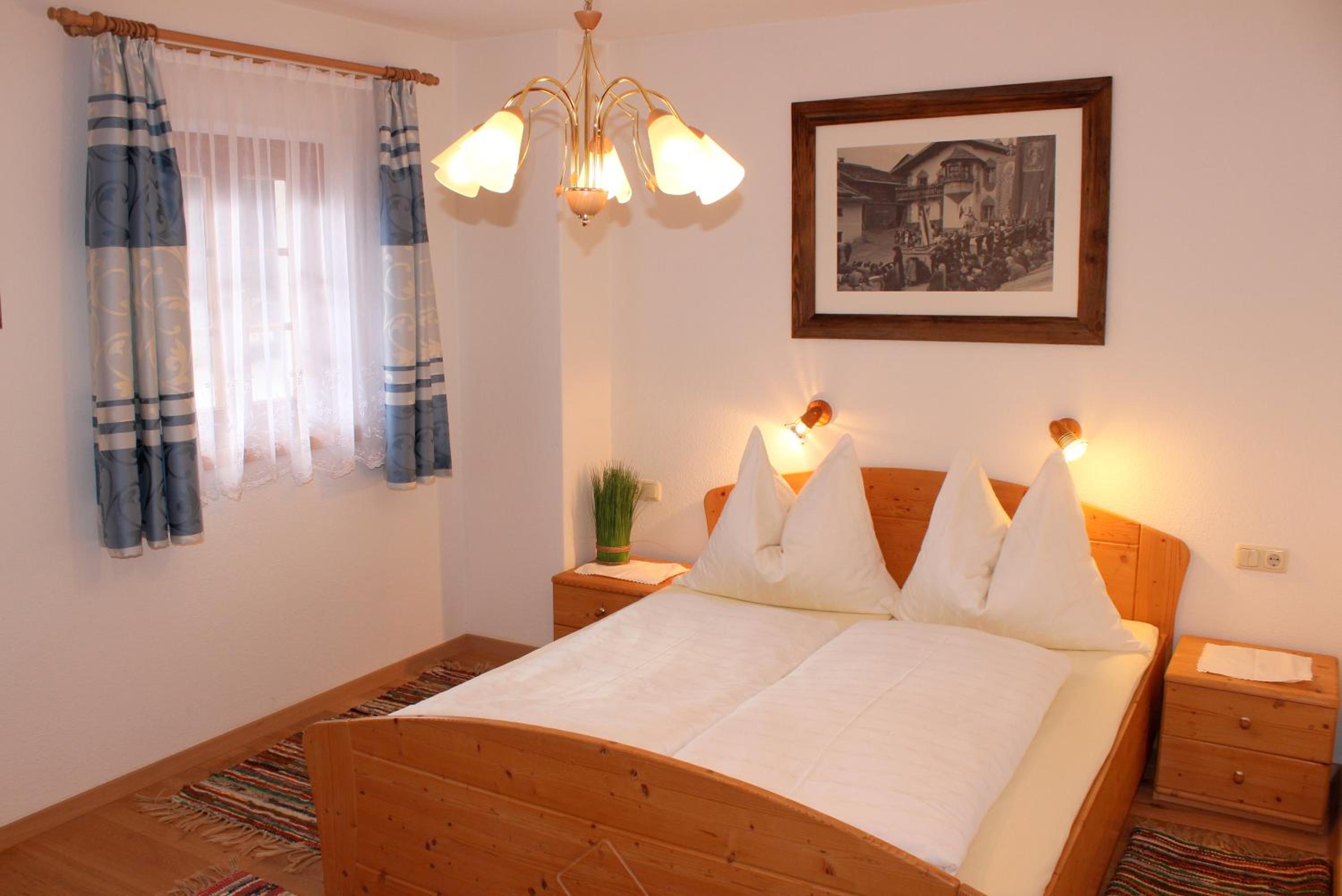 One-Bedroom Apartment with Balcony photo 1