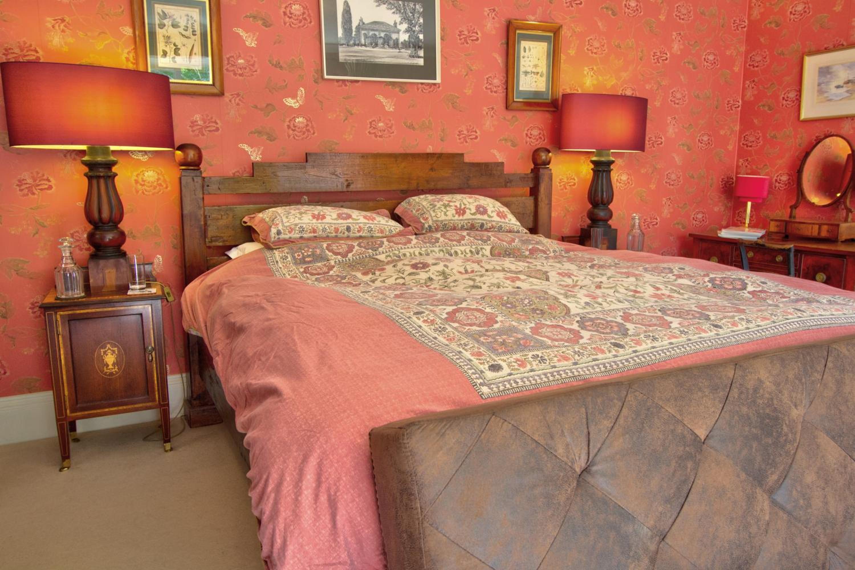 King Room with Balcony photo 1