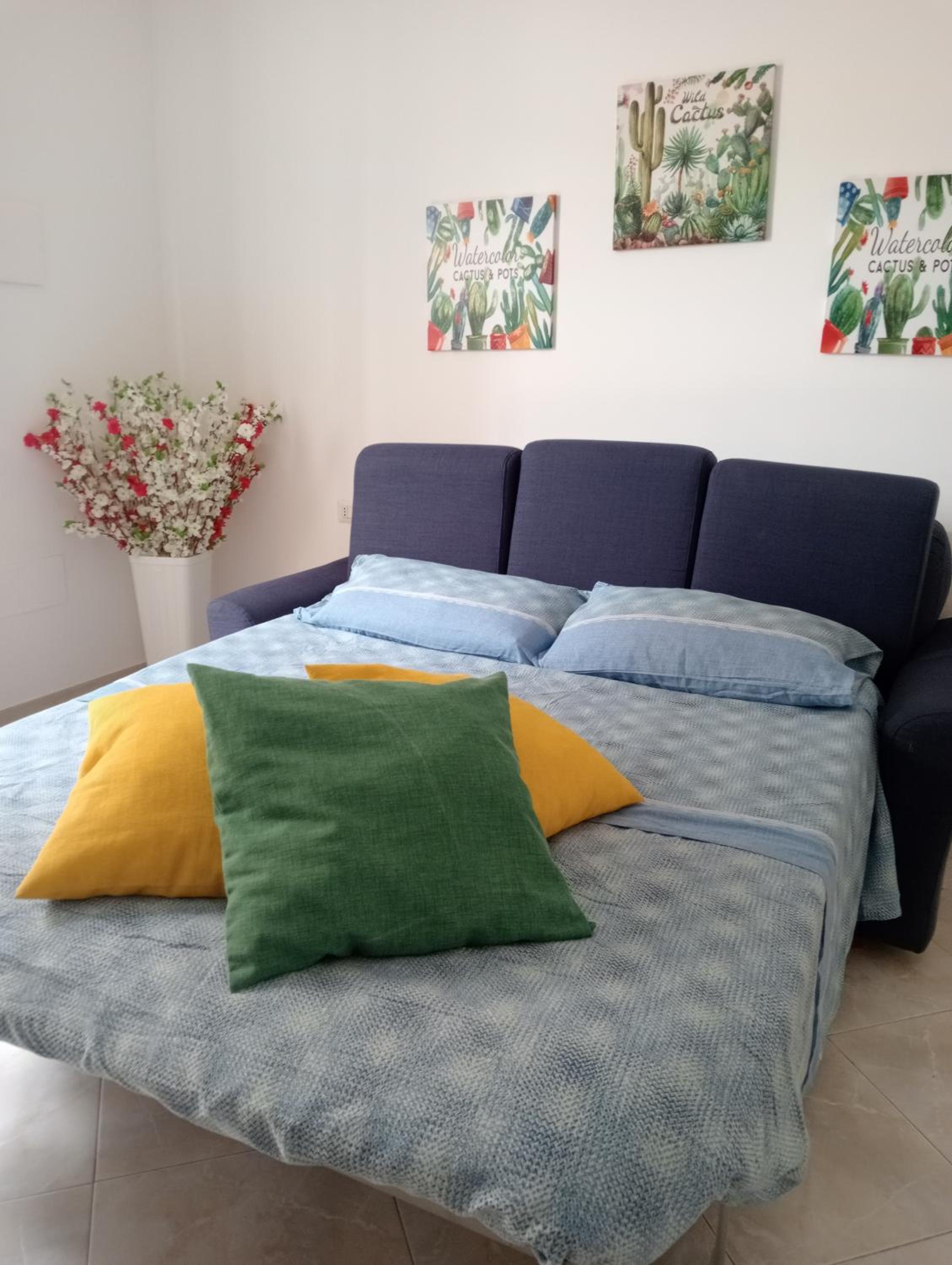 One-Bedroom Apartment