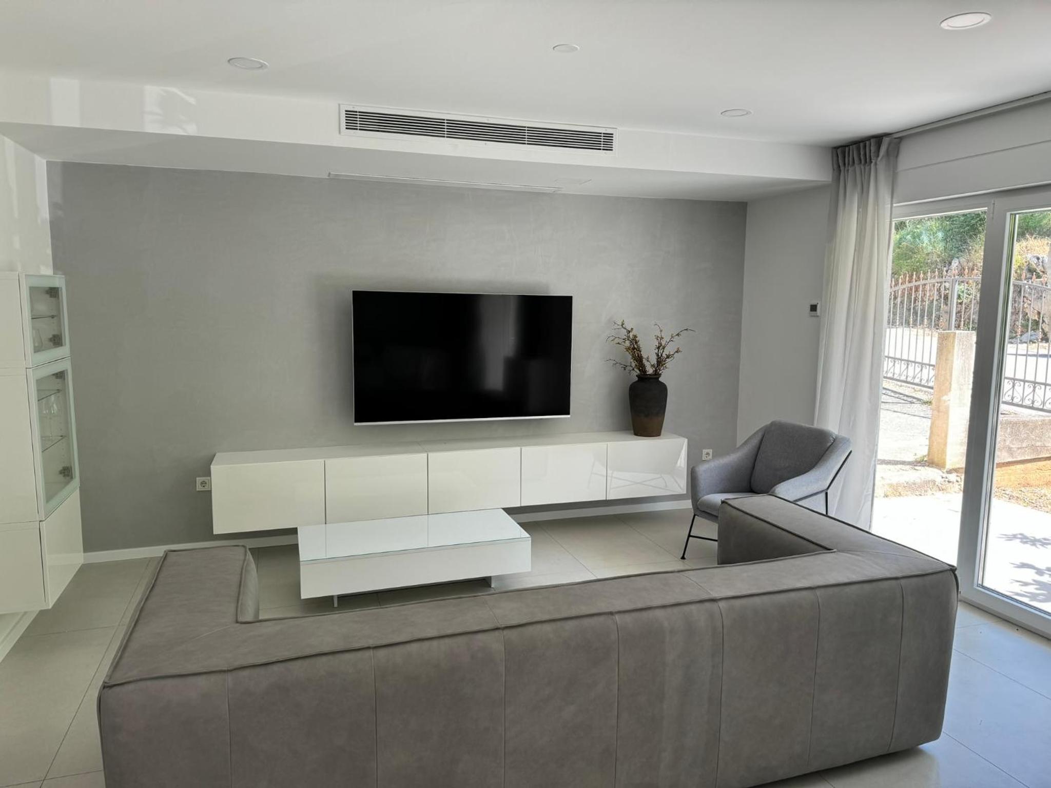 Three-Bedroom Superior Apartment