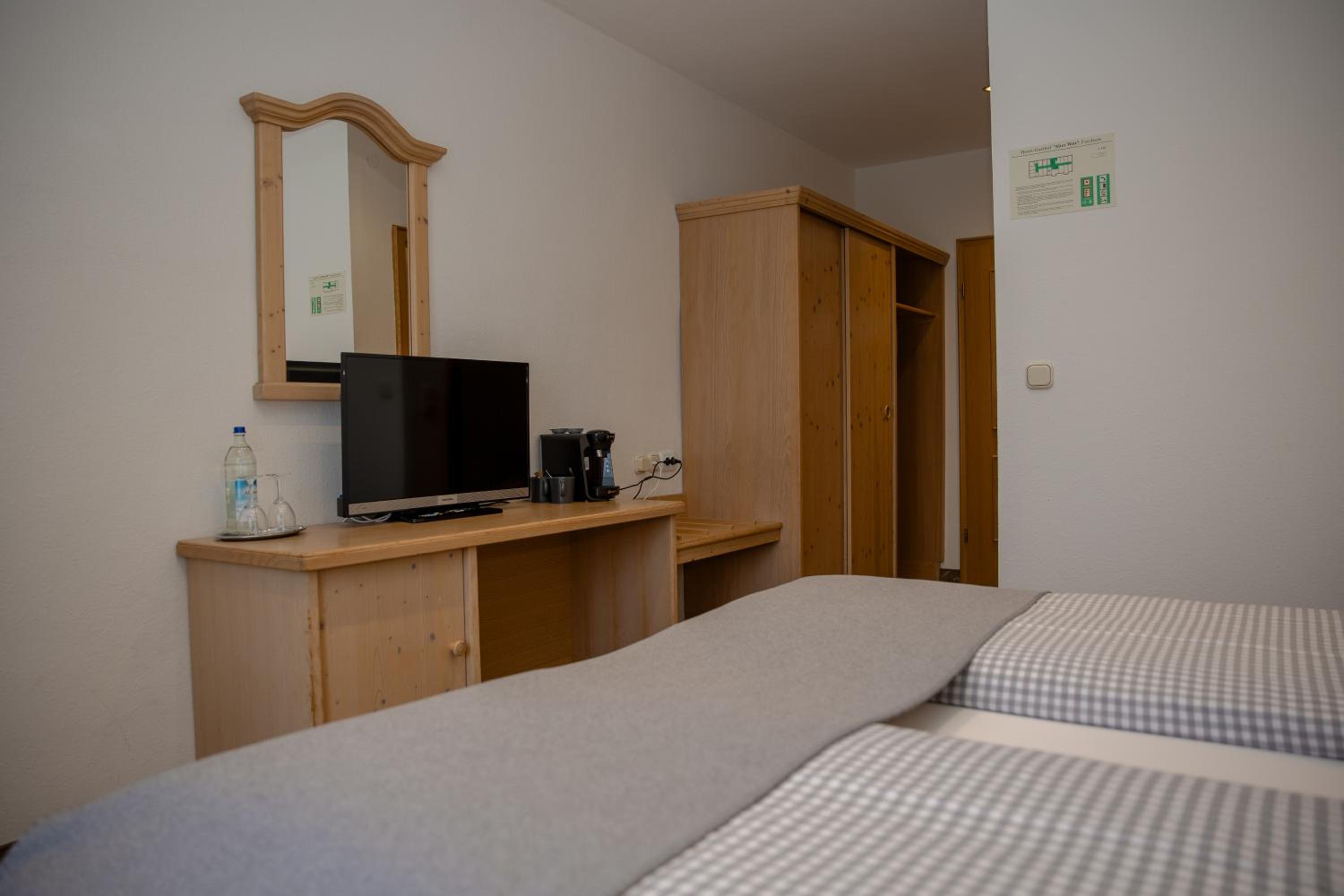Double Room - Photo 5