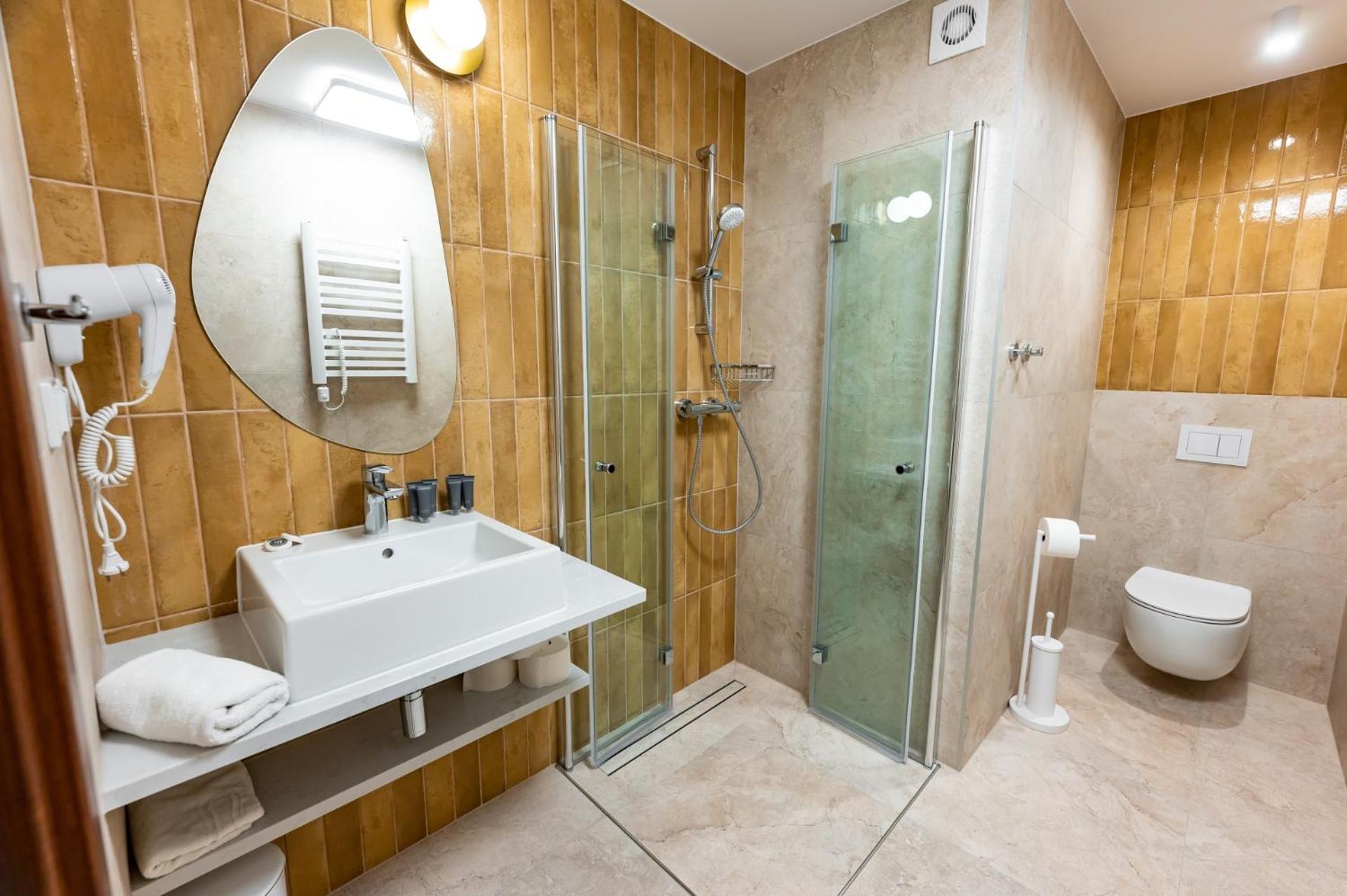 Superior Triple Room - Photo 2