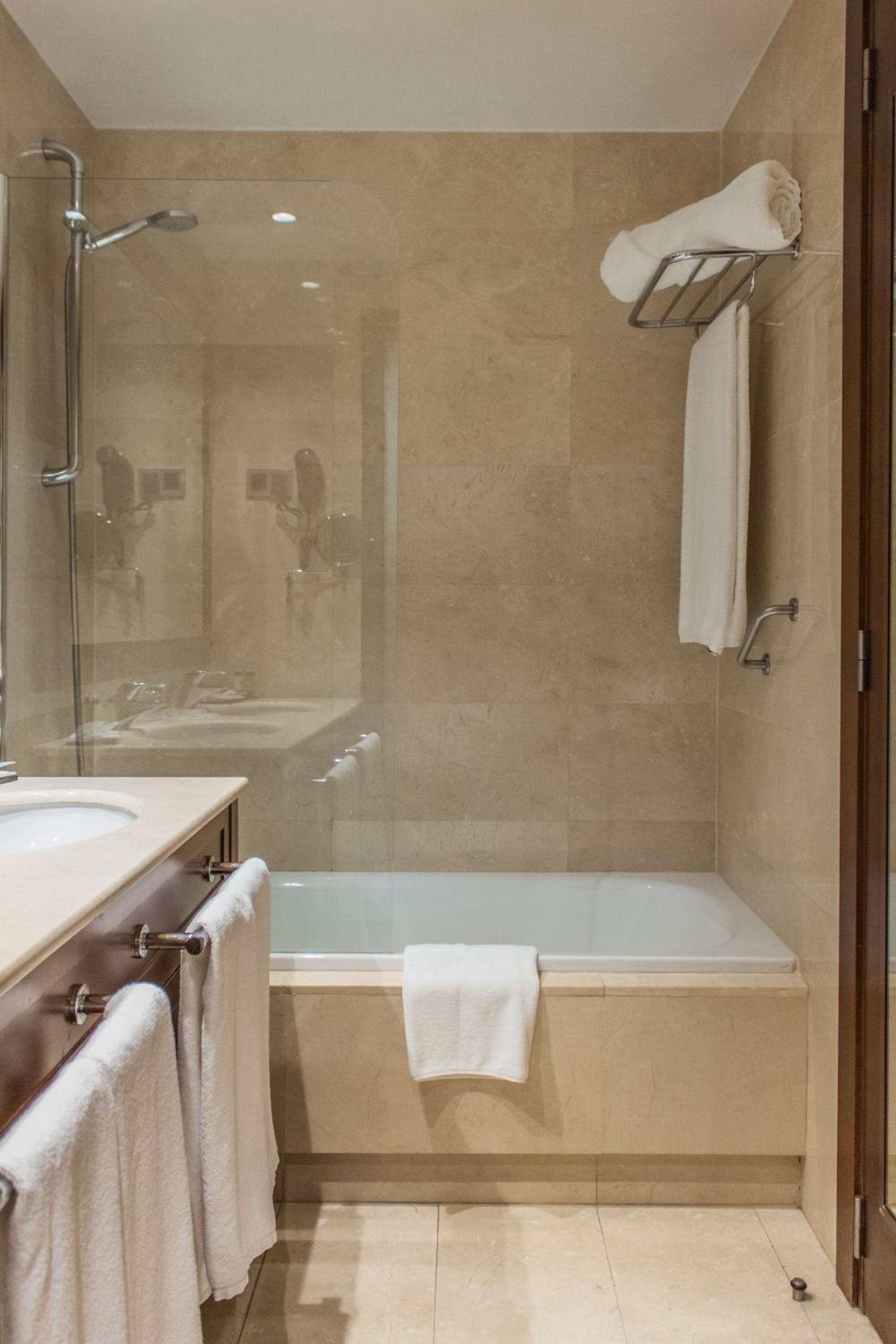 Junior Suite - Photo 5