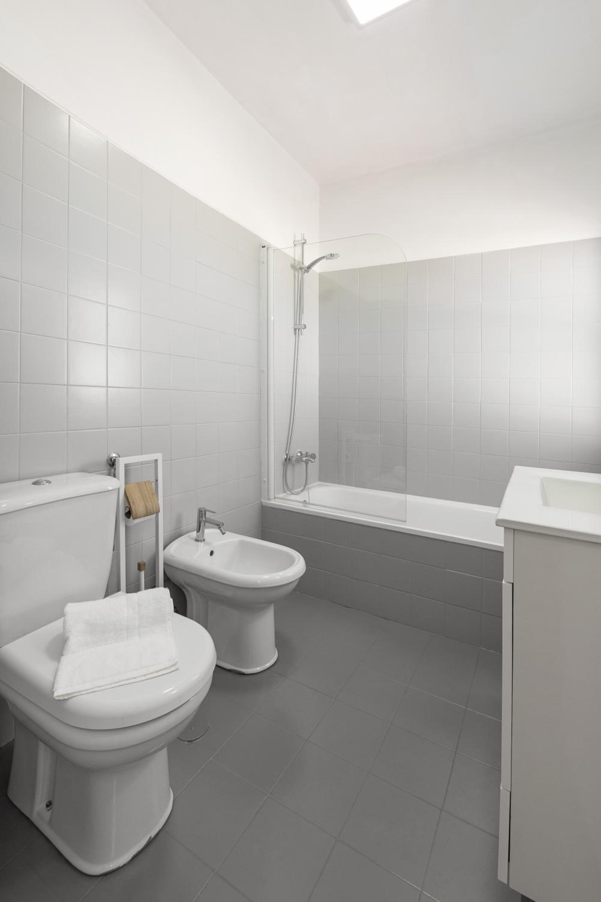 Three-Bedroom House photo 2