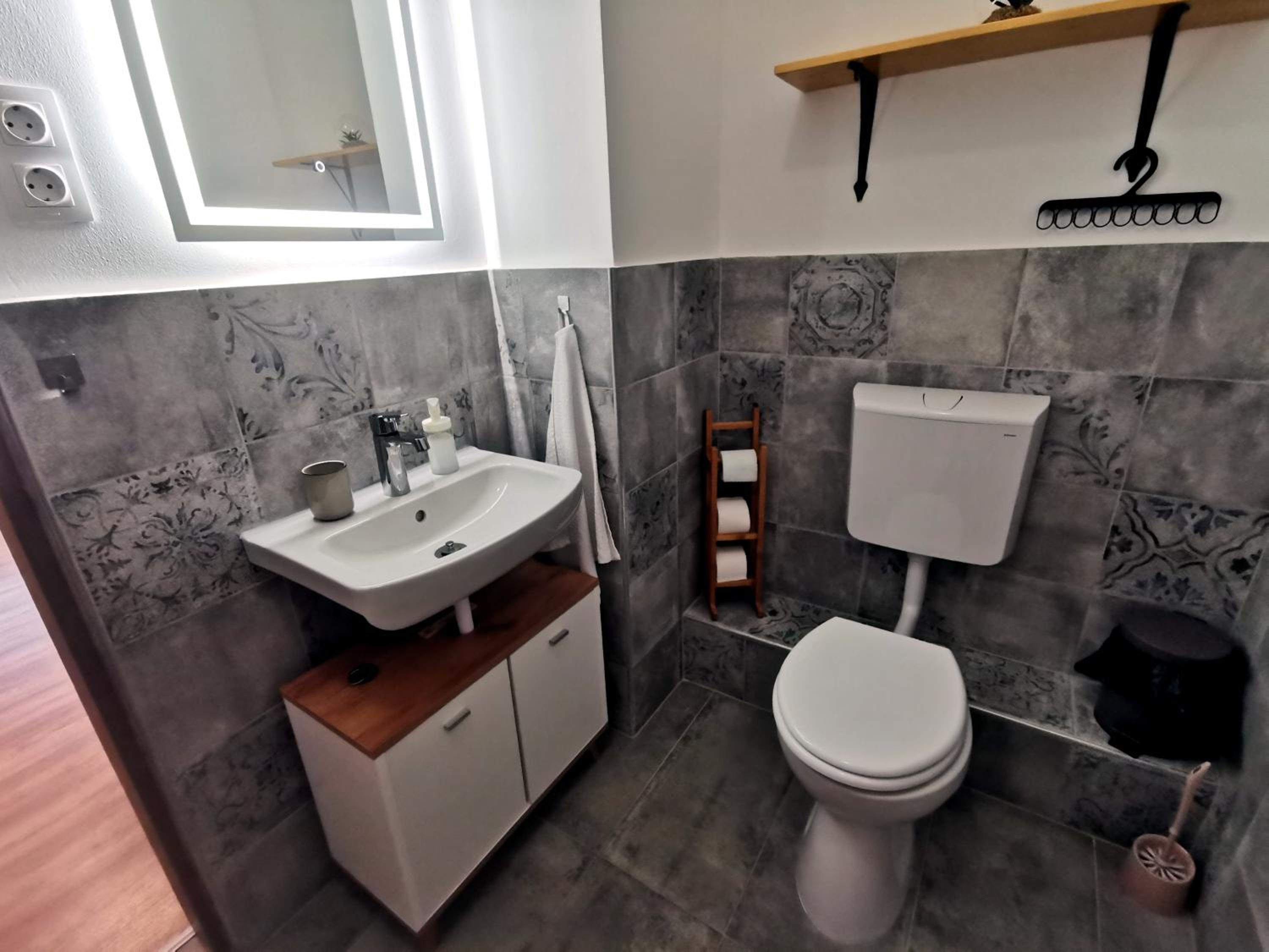 Double Room with Private Bathroom photo 2