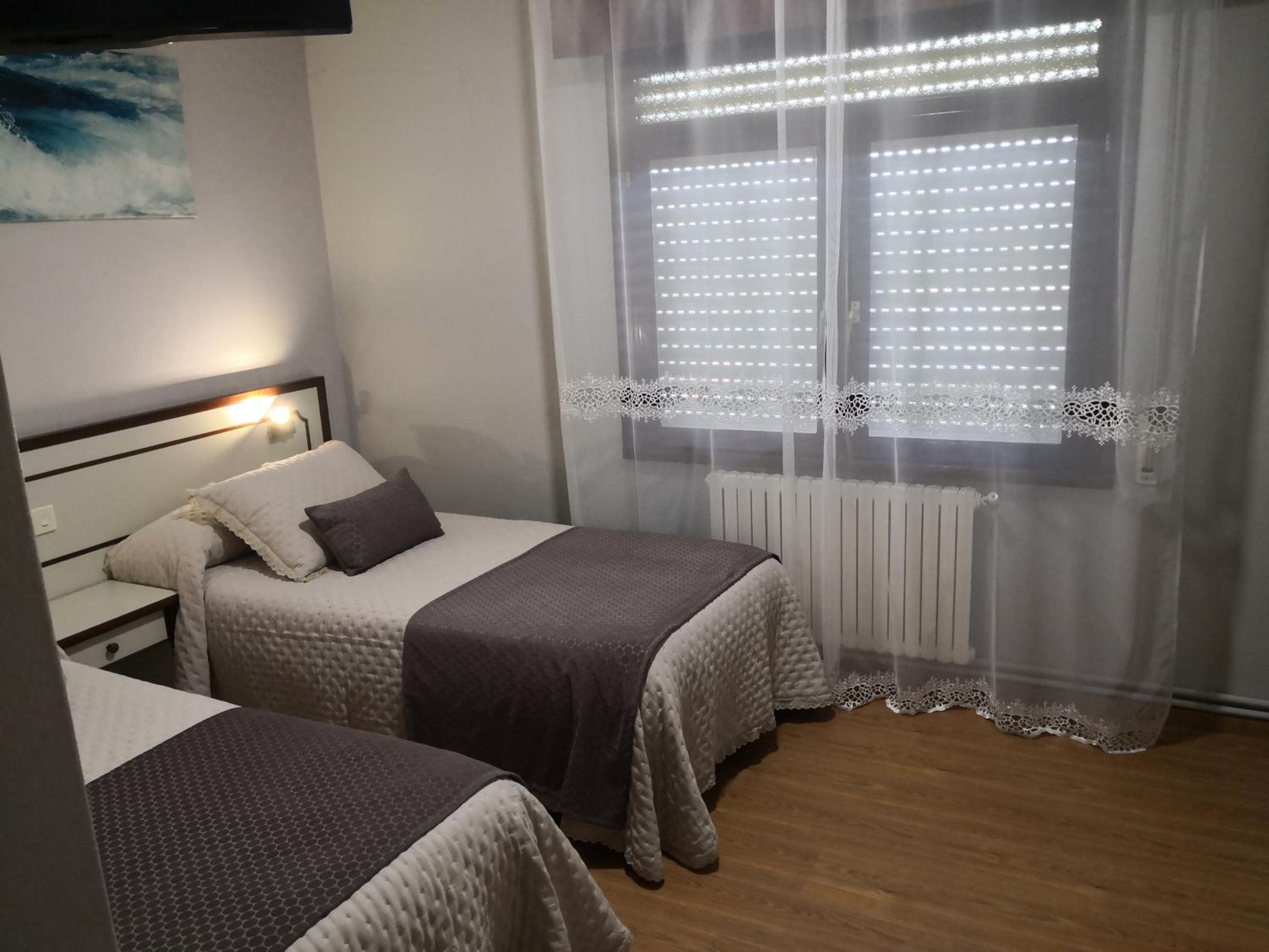 Double or Twin Room photo 2