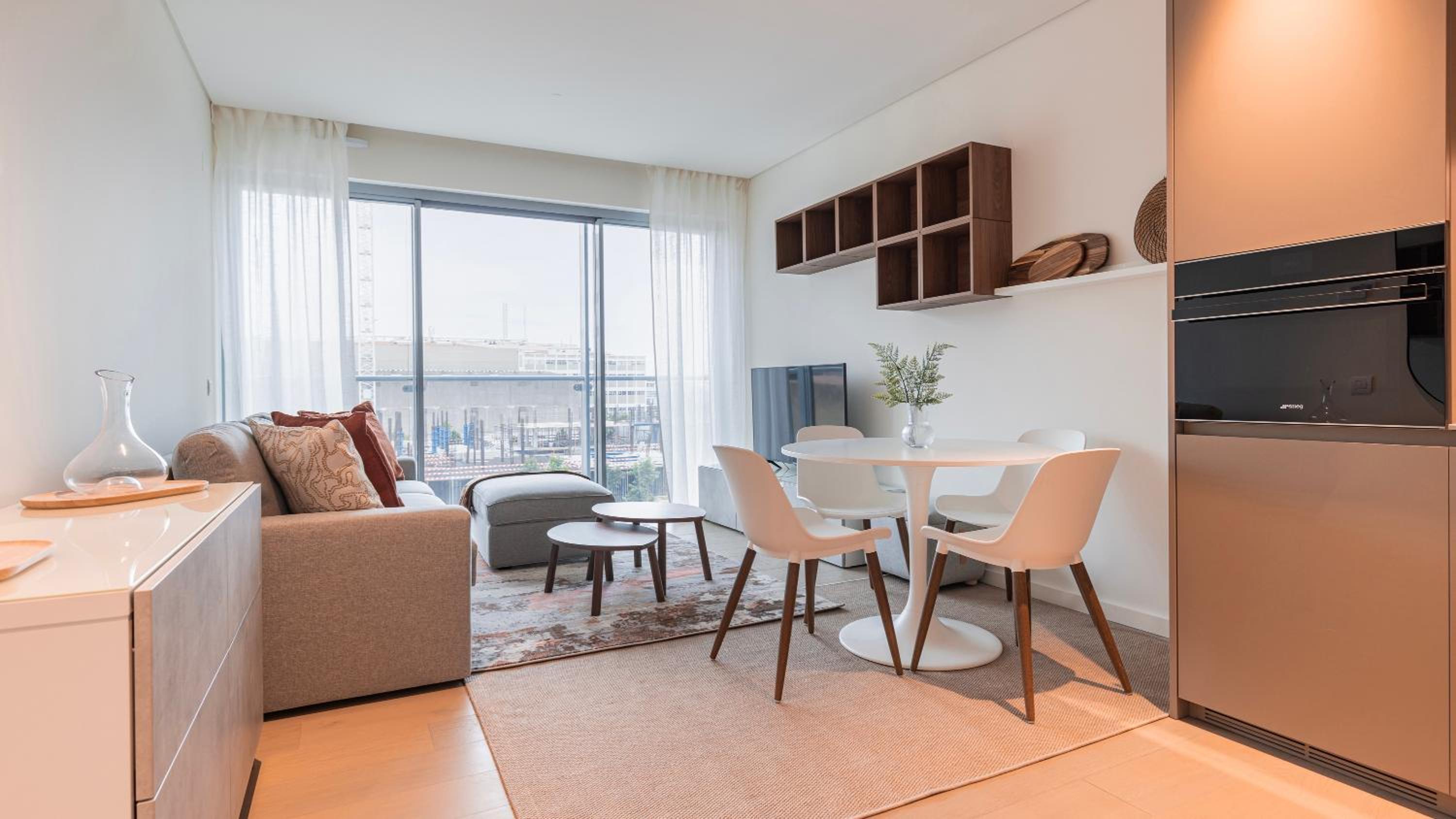 One-Bedroom Apartment