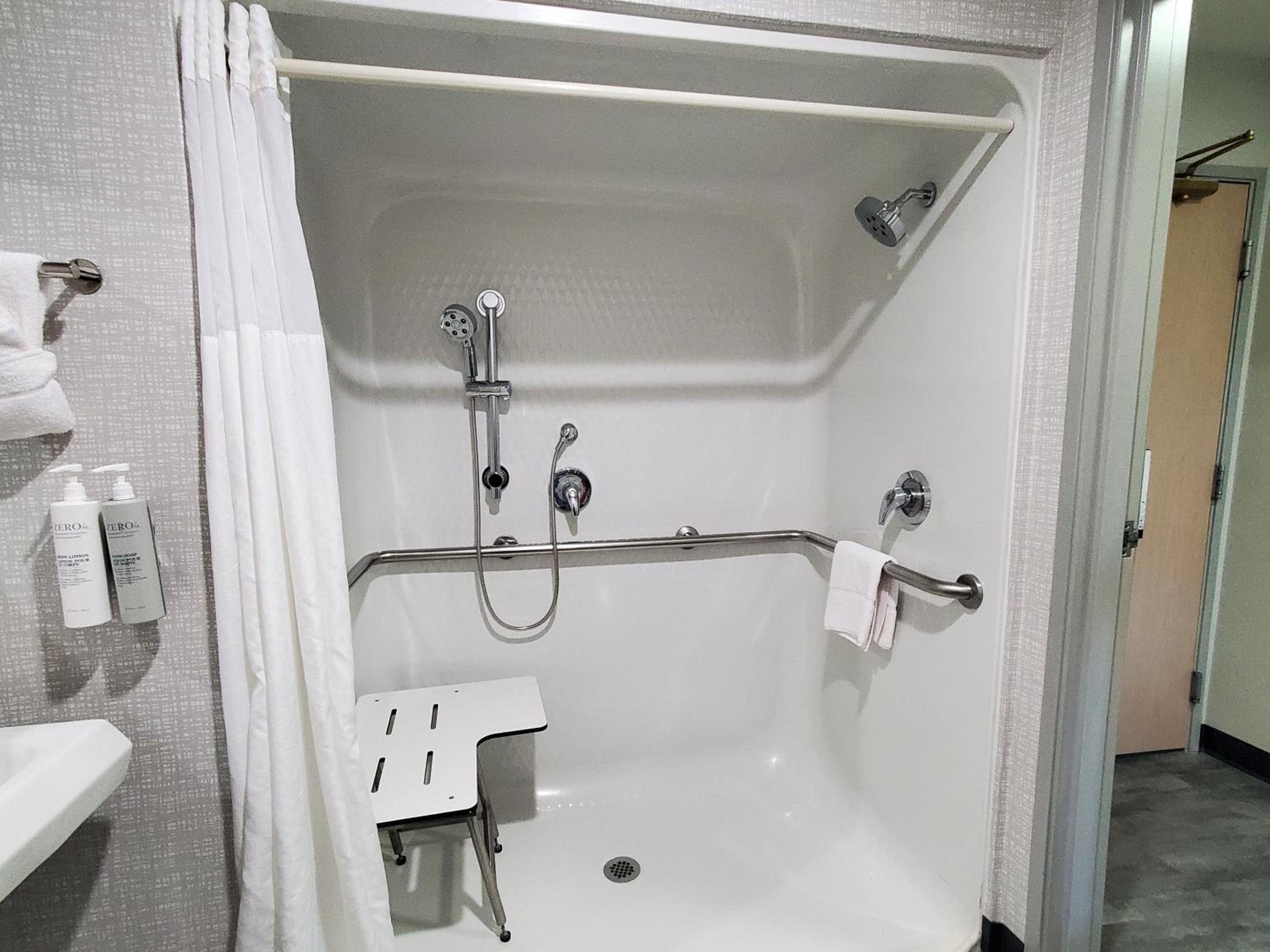 King Room - Mobility Access/Non-Smoking - Photo 5