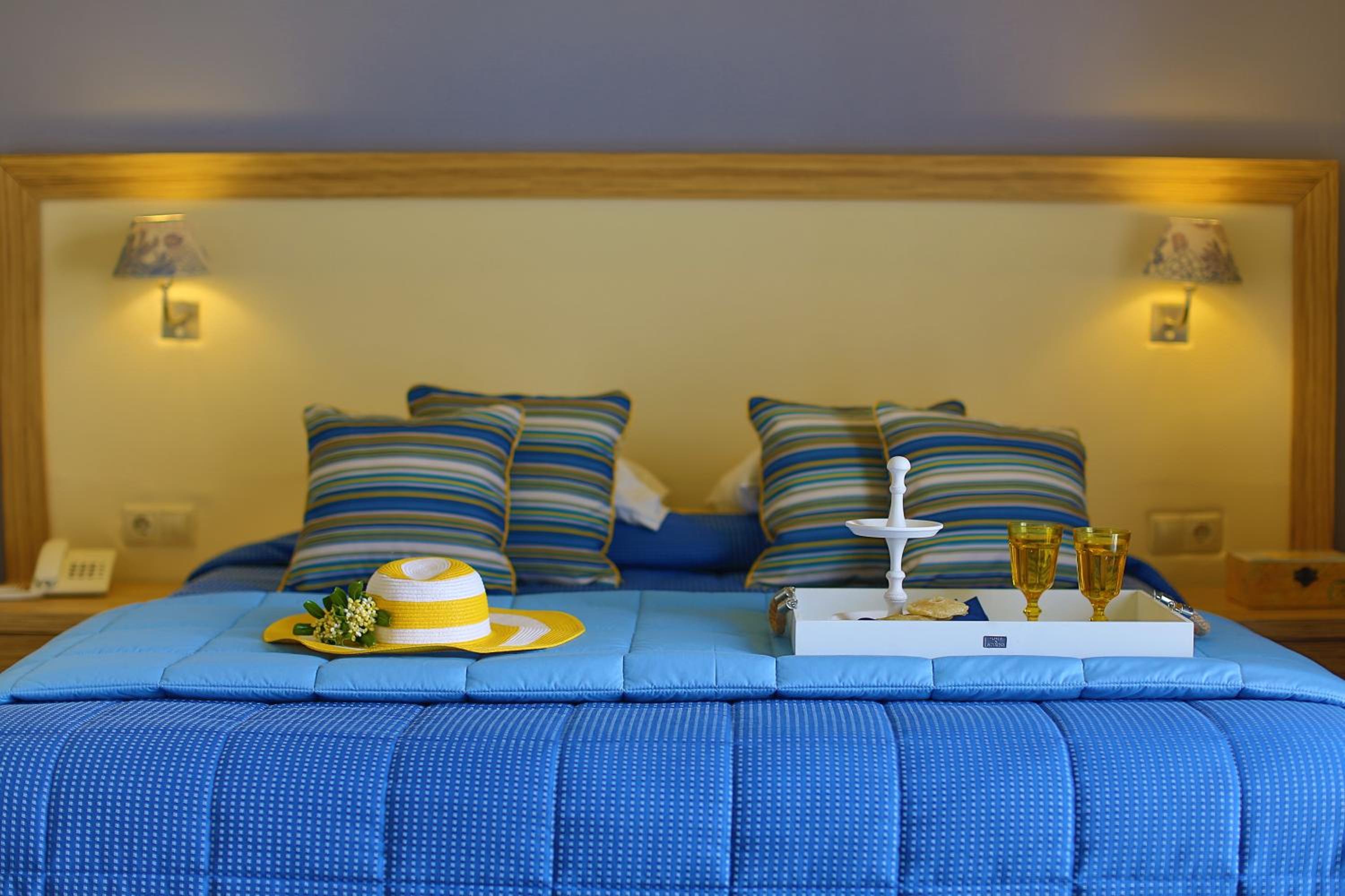 Double Room with Sea View - Photo 8