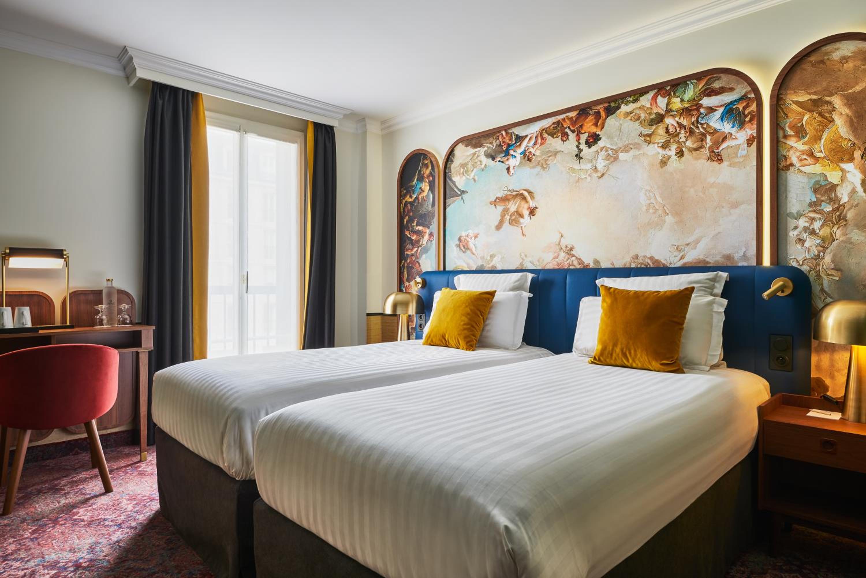 Standard Twin Room