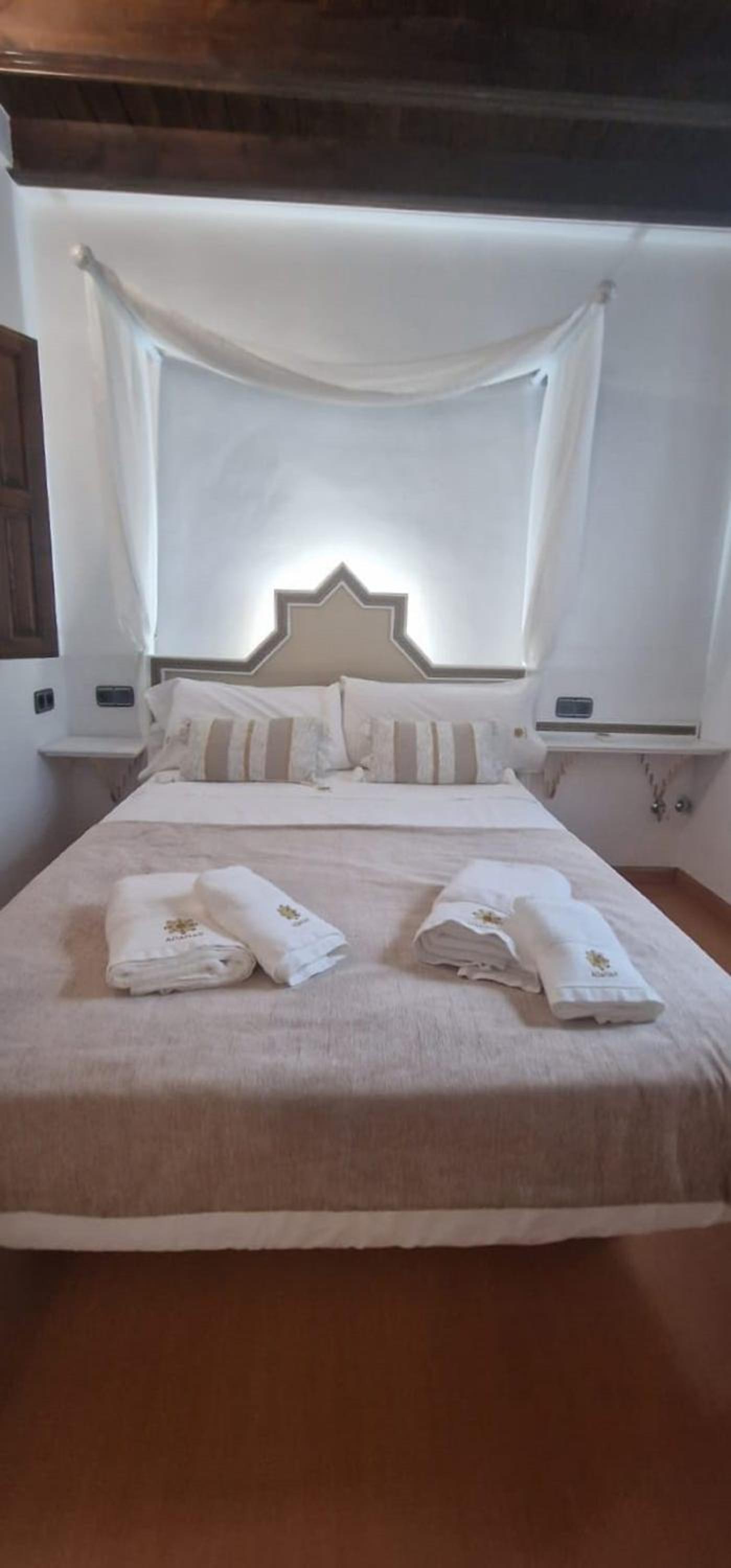Suite Deluxe con Bañera de Hidromasaje