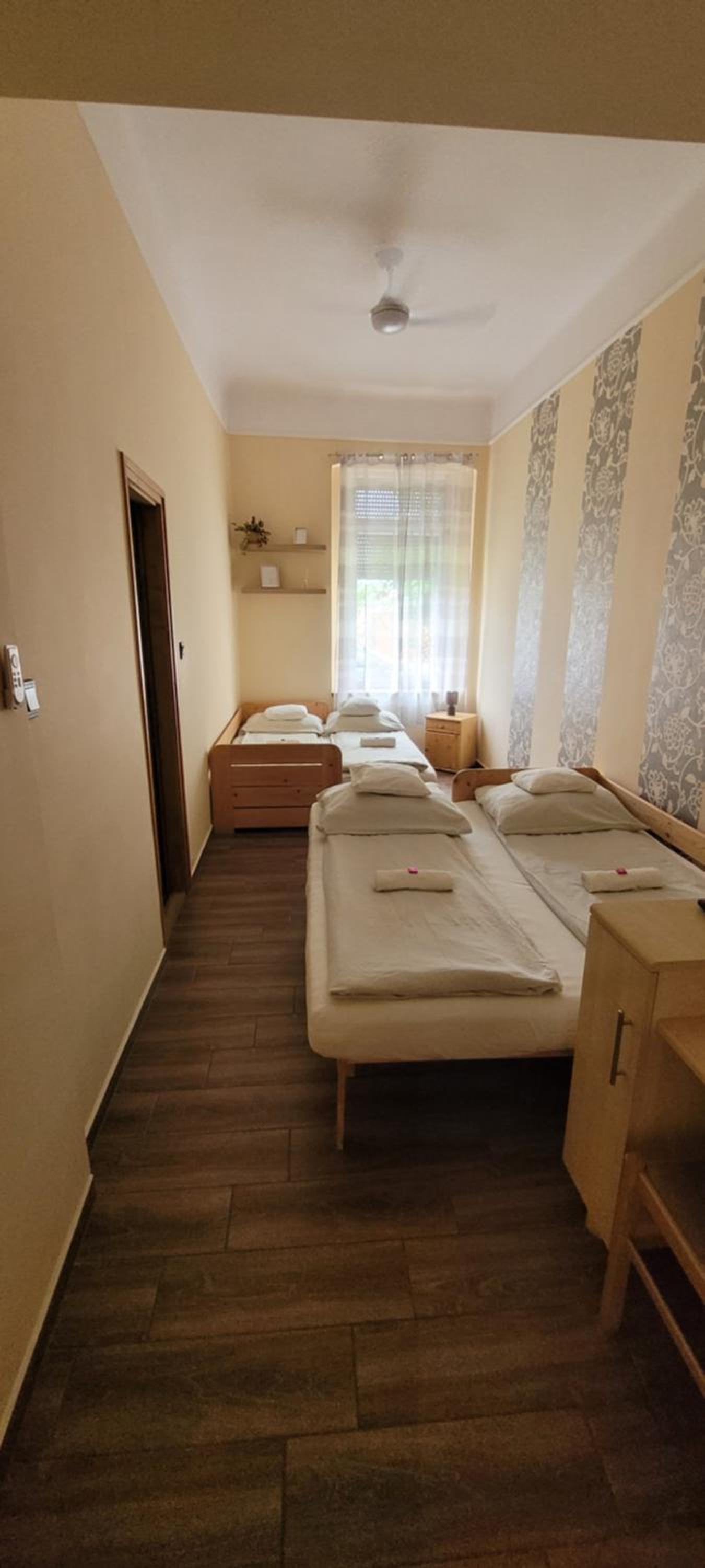 Family Room with Bathroom photo 1