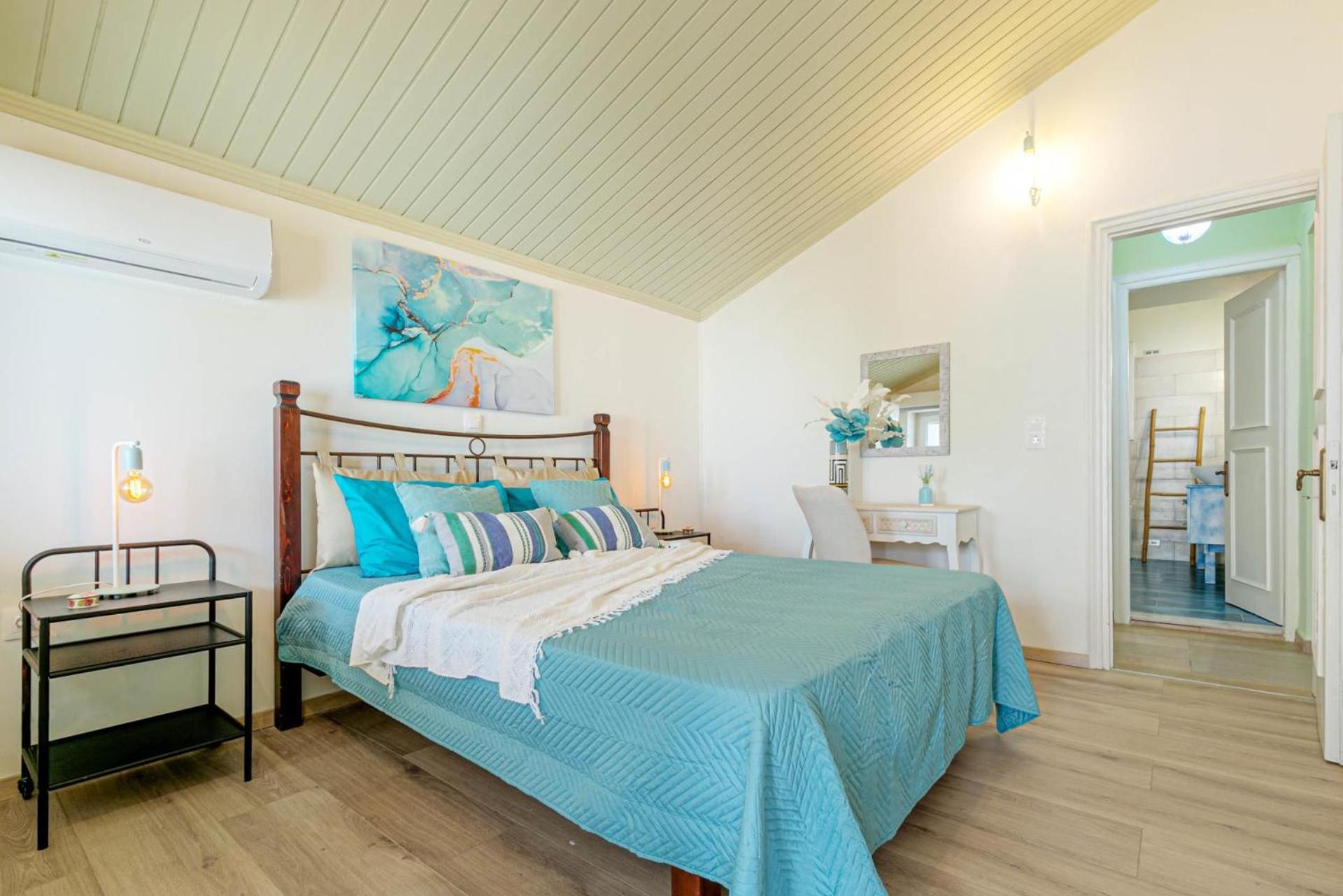 Three-Bedroom Villa photo 1