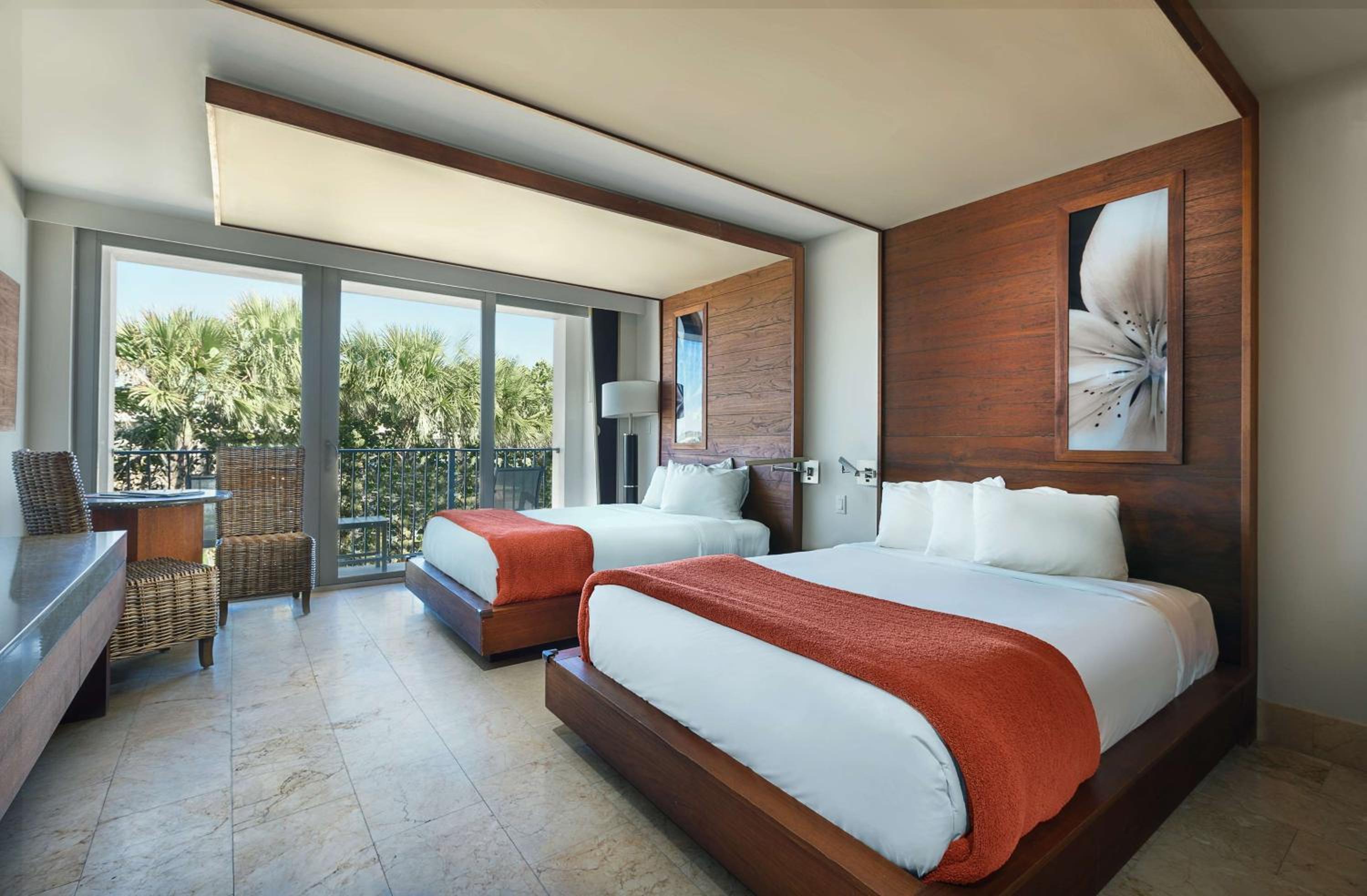 Modern Double Room - Photo 1