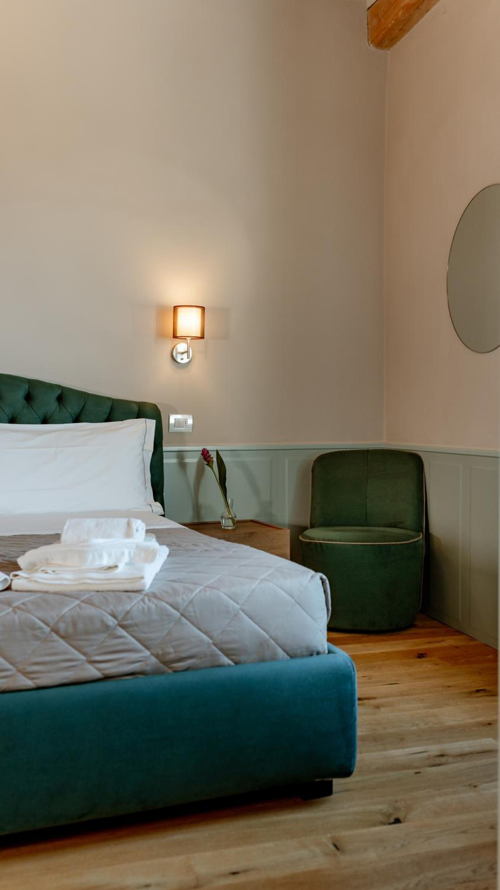 Superior Quadruple Room photo 2