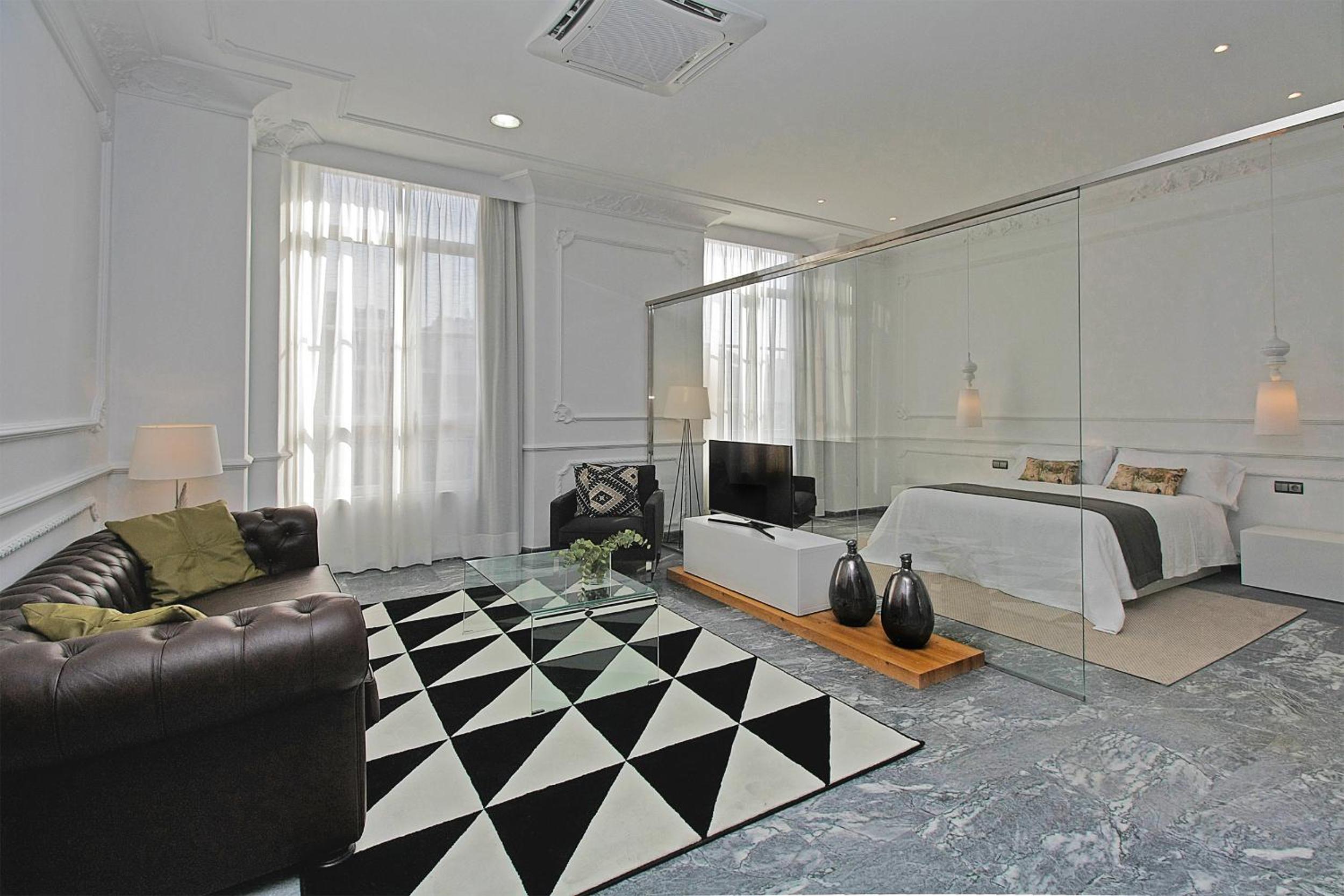 Apartamento con vistas a la Plaza de la Constitución (3 adultos)