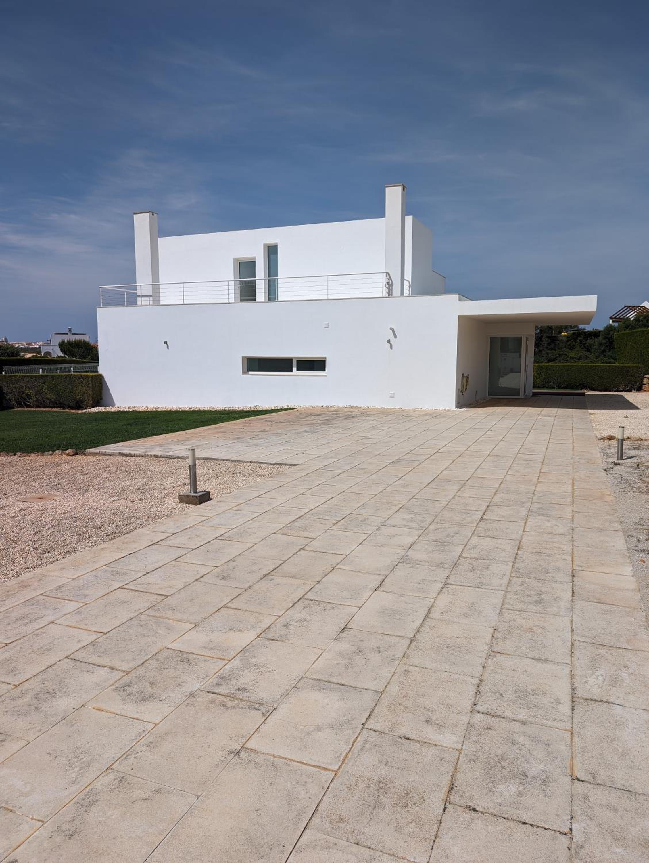 Three-Bedroom Villa photo 3