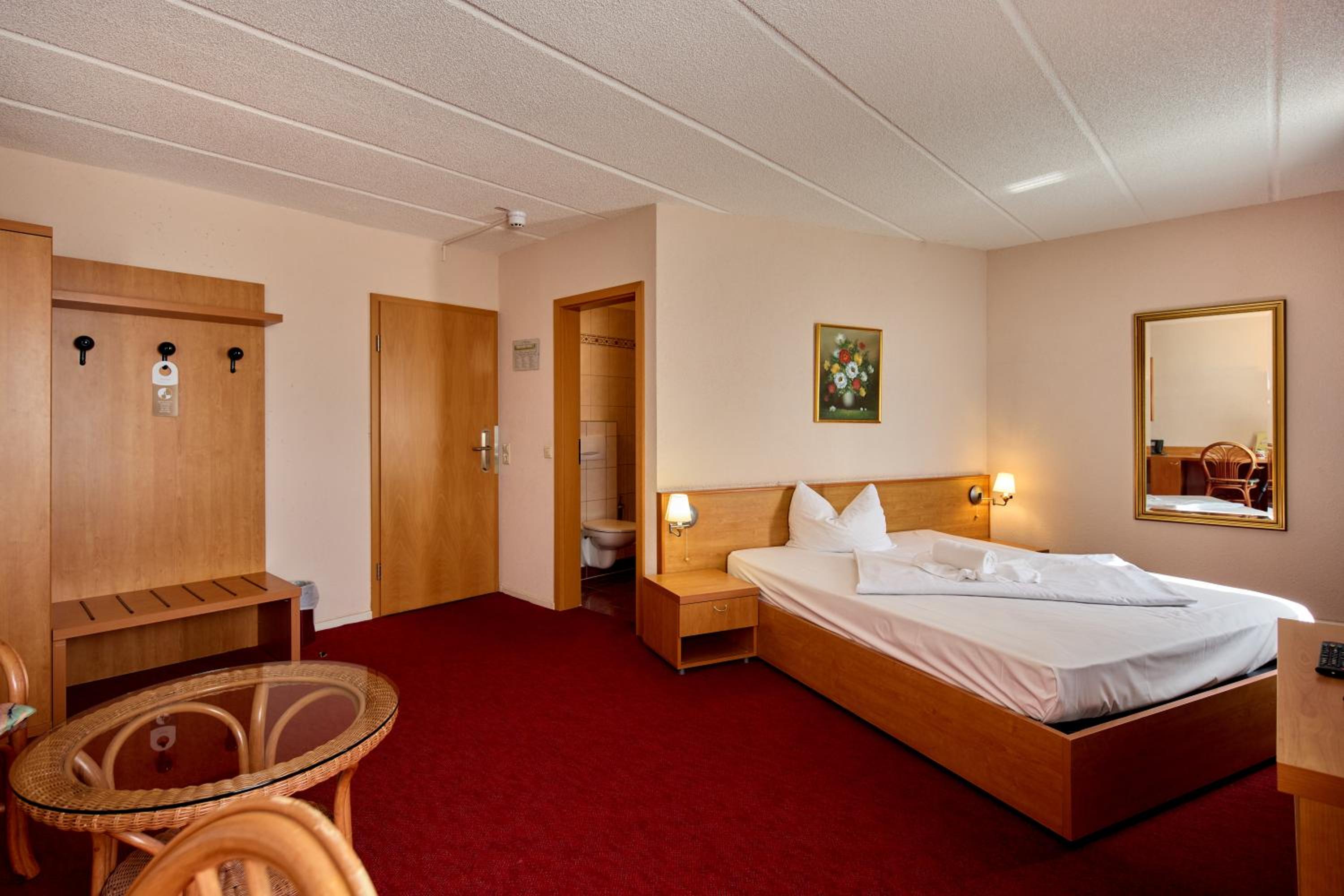 Single Room photo 2