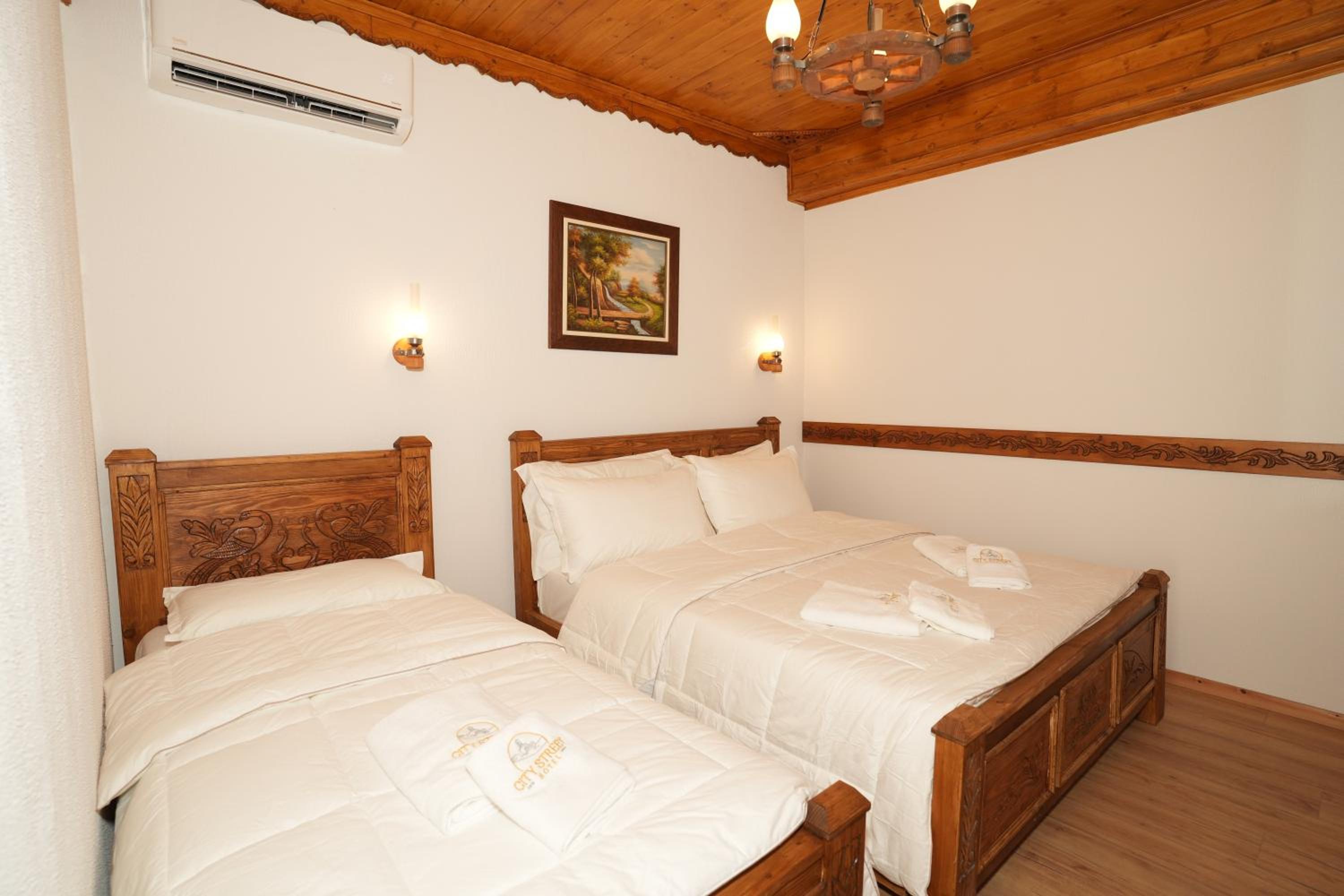 Classic Triple Room photo 2