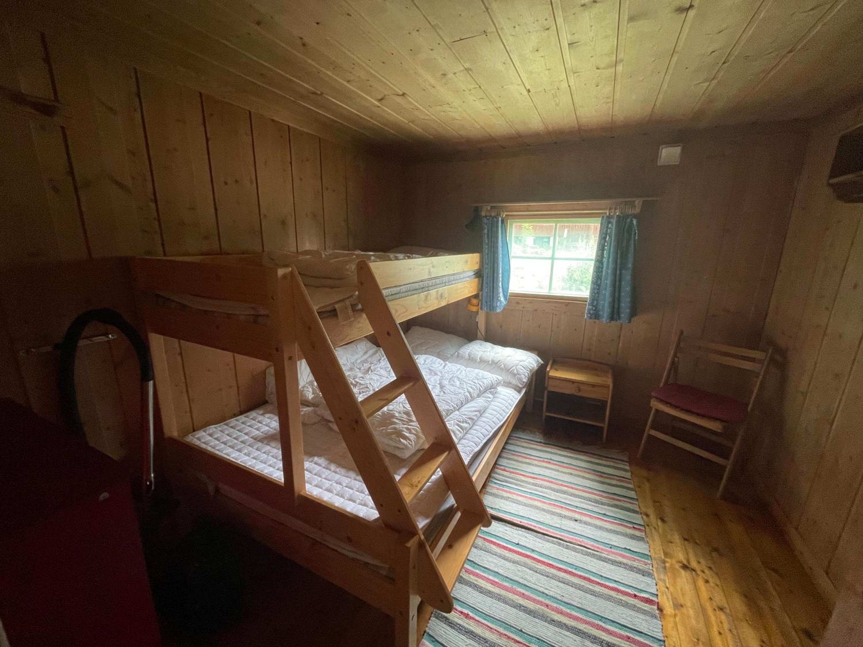 One-Bedroom Cottage - Photo 3