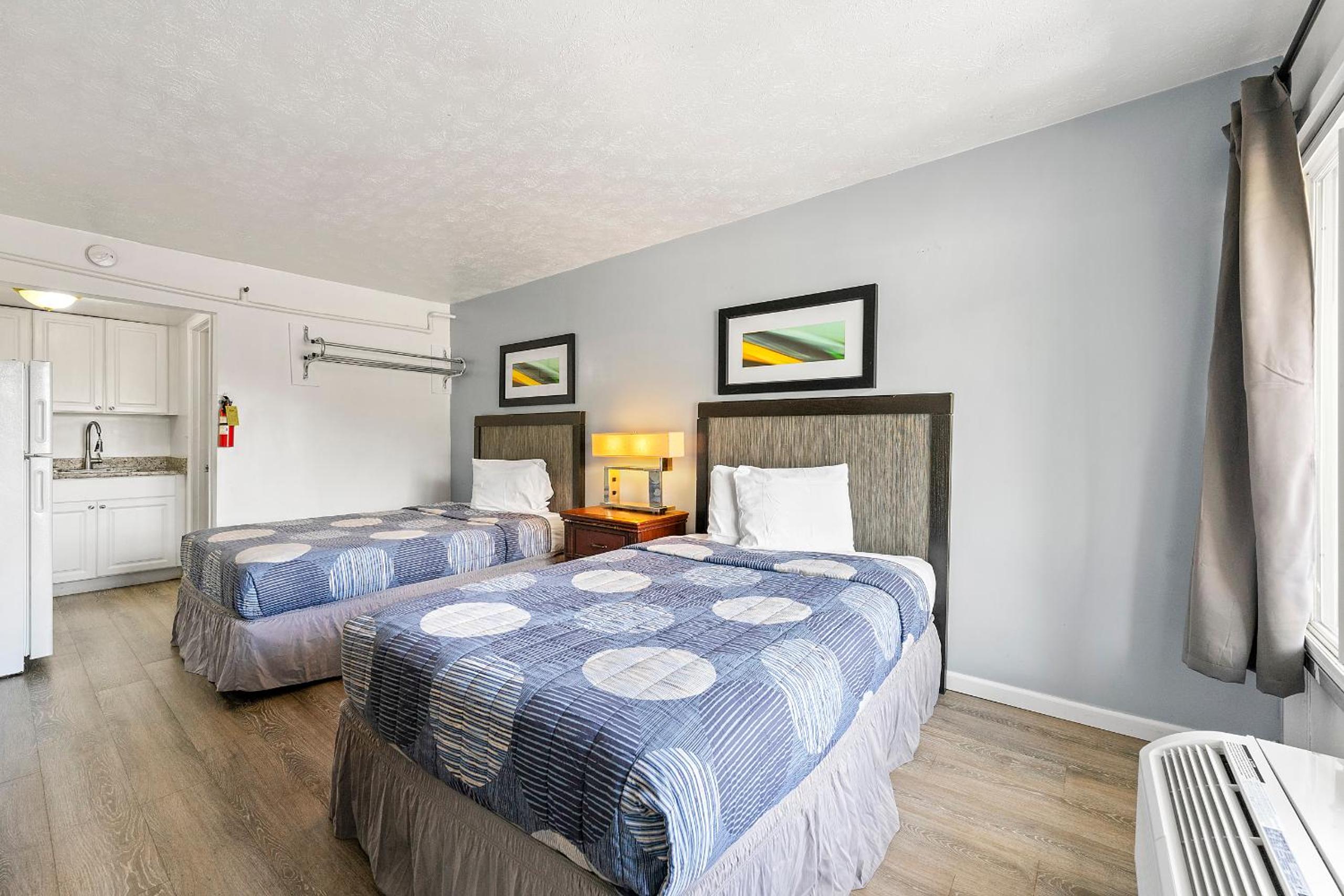 Standard Double Room with Kitchen