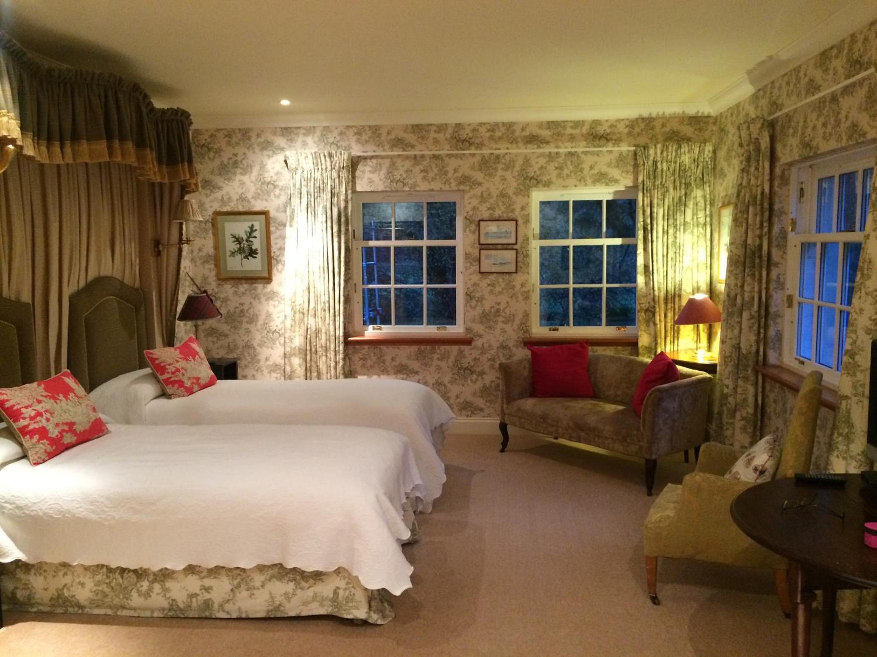 Deluxe Double or Twin Room with Mountain View - Photo 6