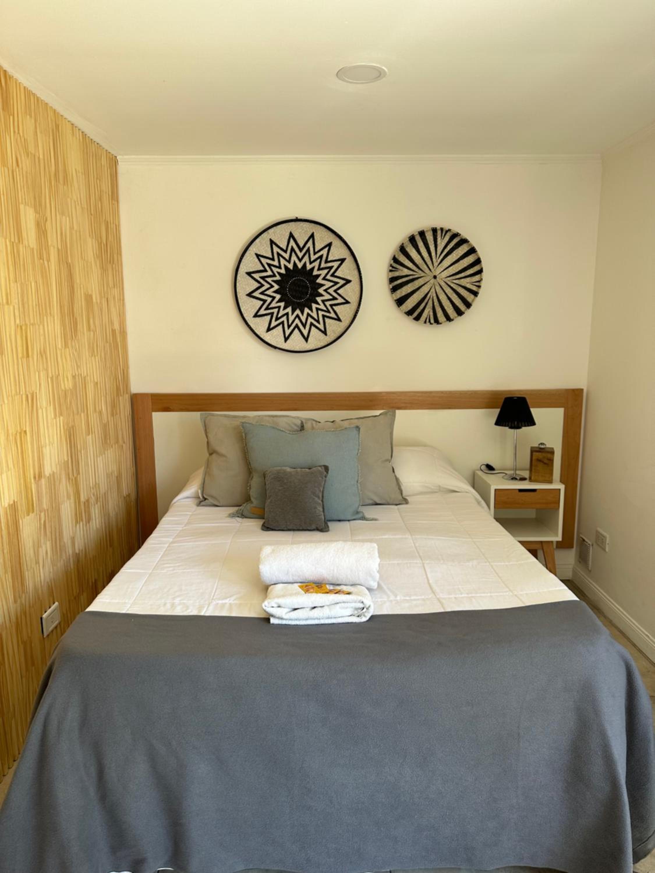 Studio Apartment With Queen Bed photo 1