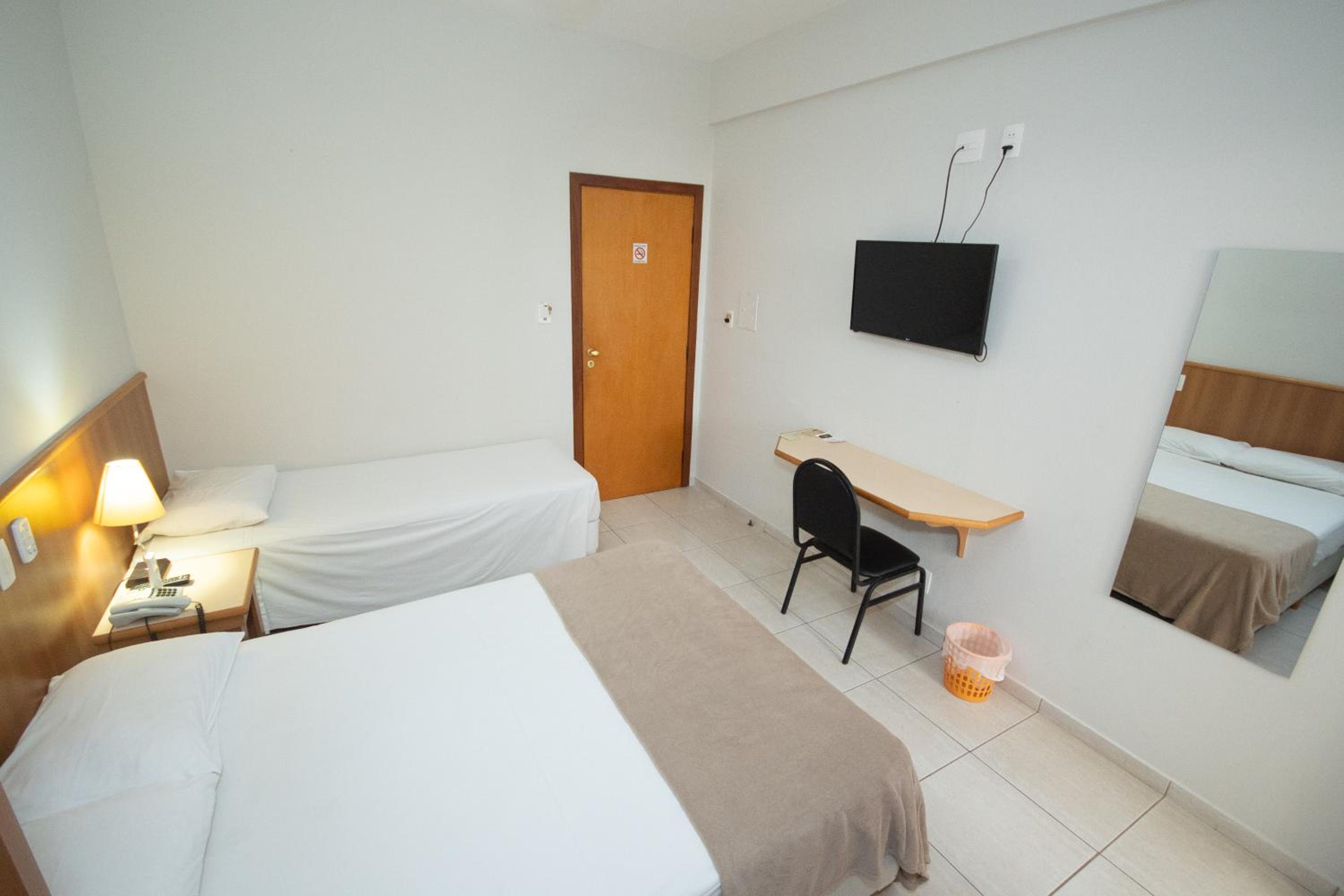 Double Room with Extra Bed photo 3