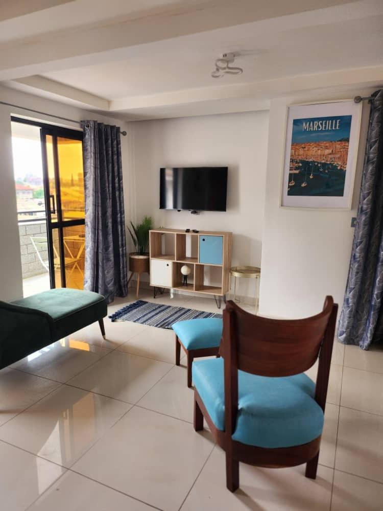 Apartment with View and Balcony photo 1