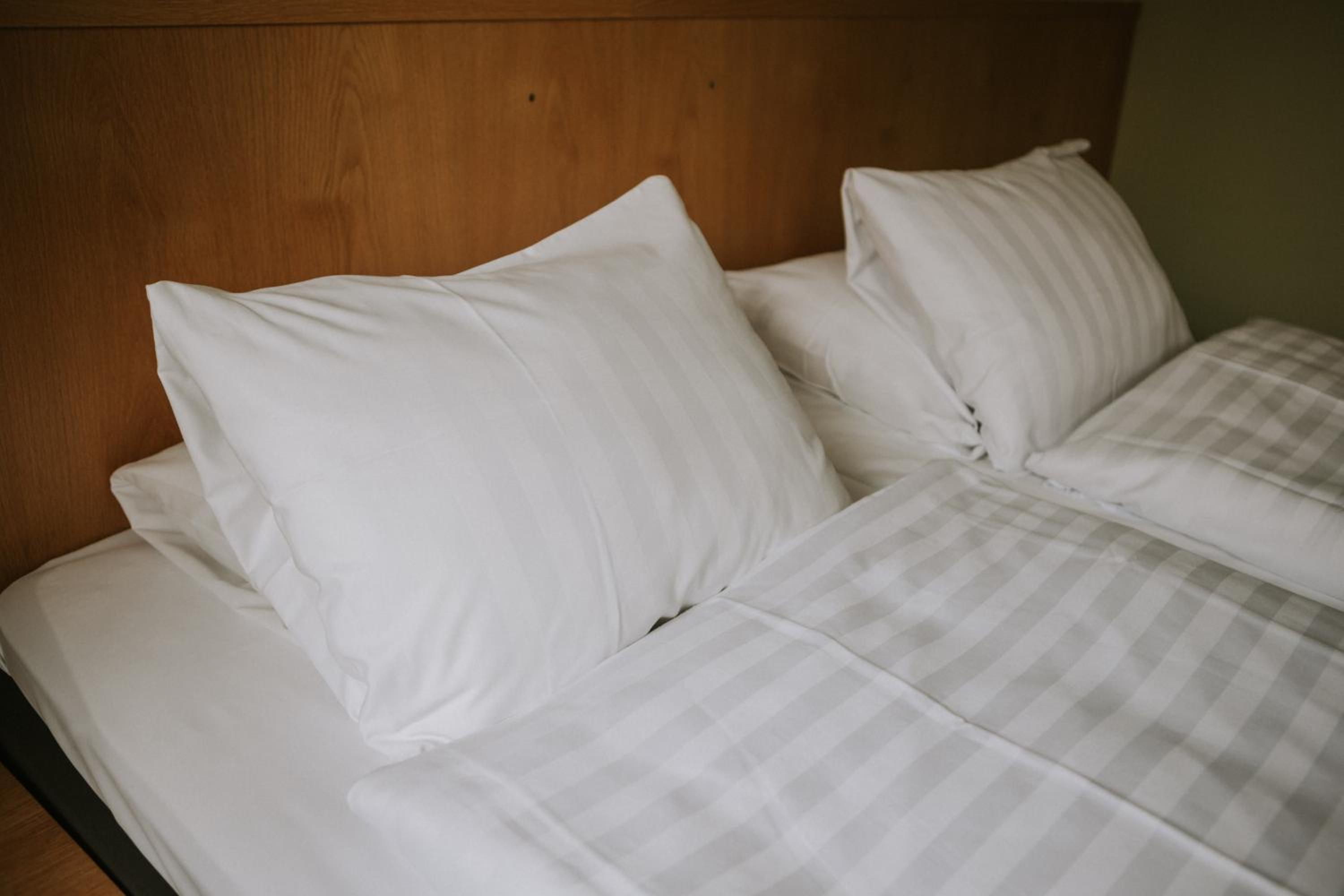 Standard Twin Room - Photo 14