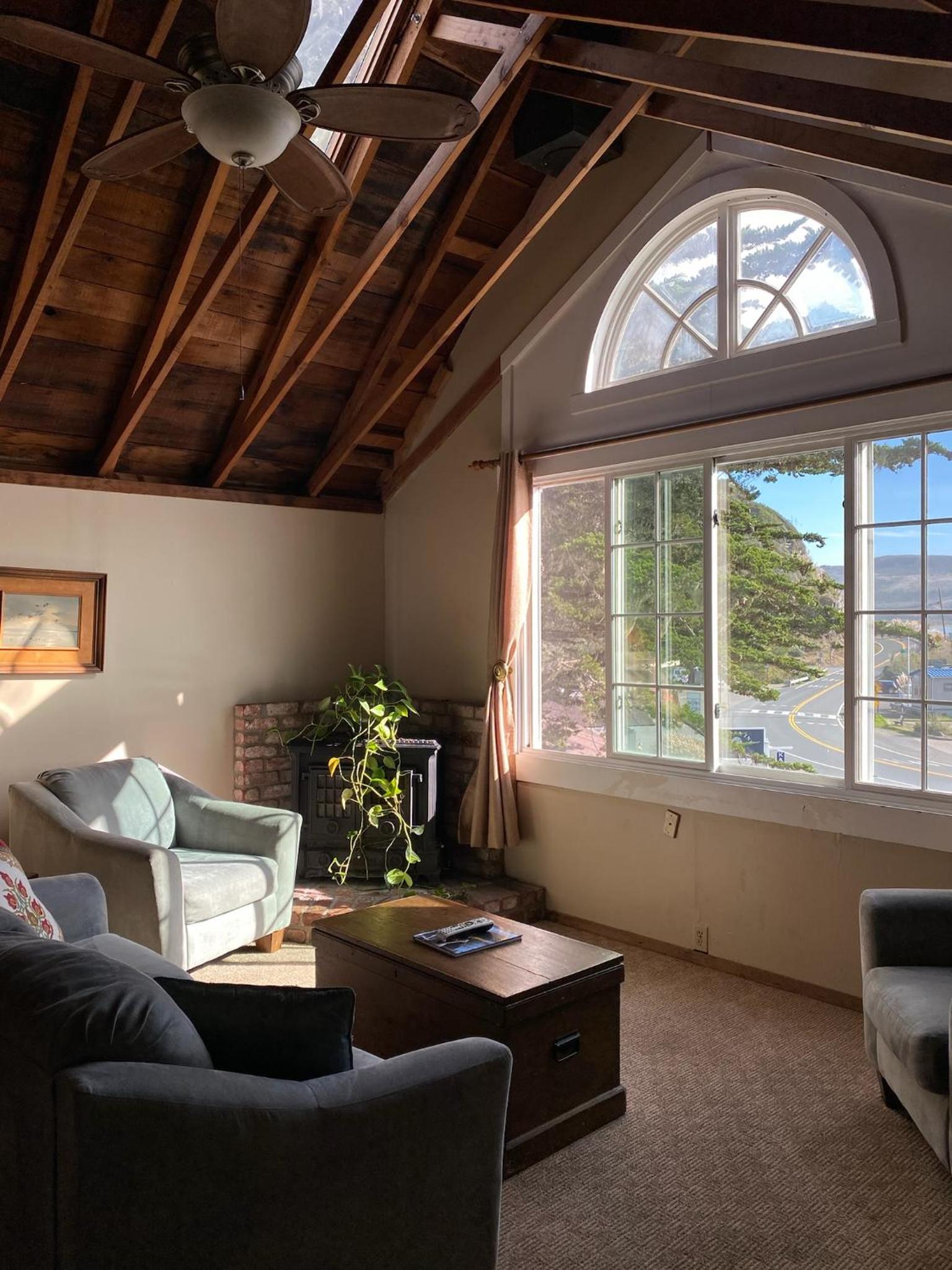 Fort Ross Suite