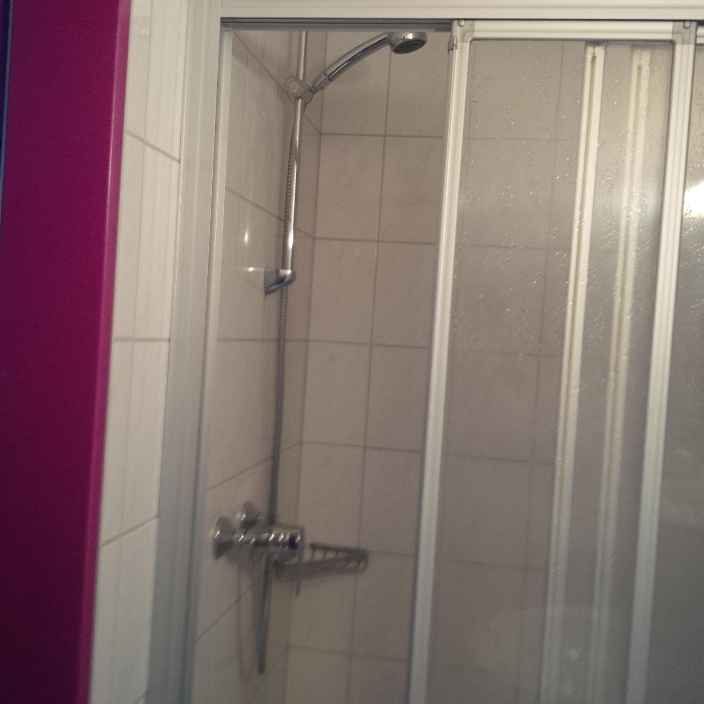 Single Room with Shower photo 3