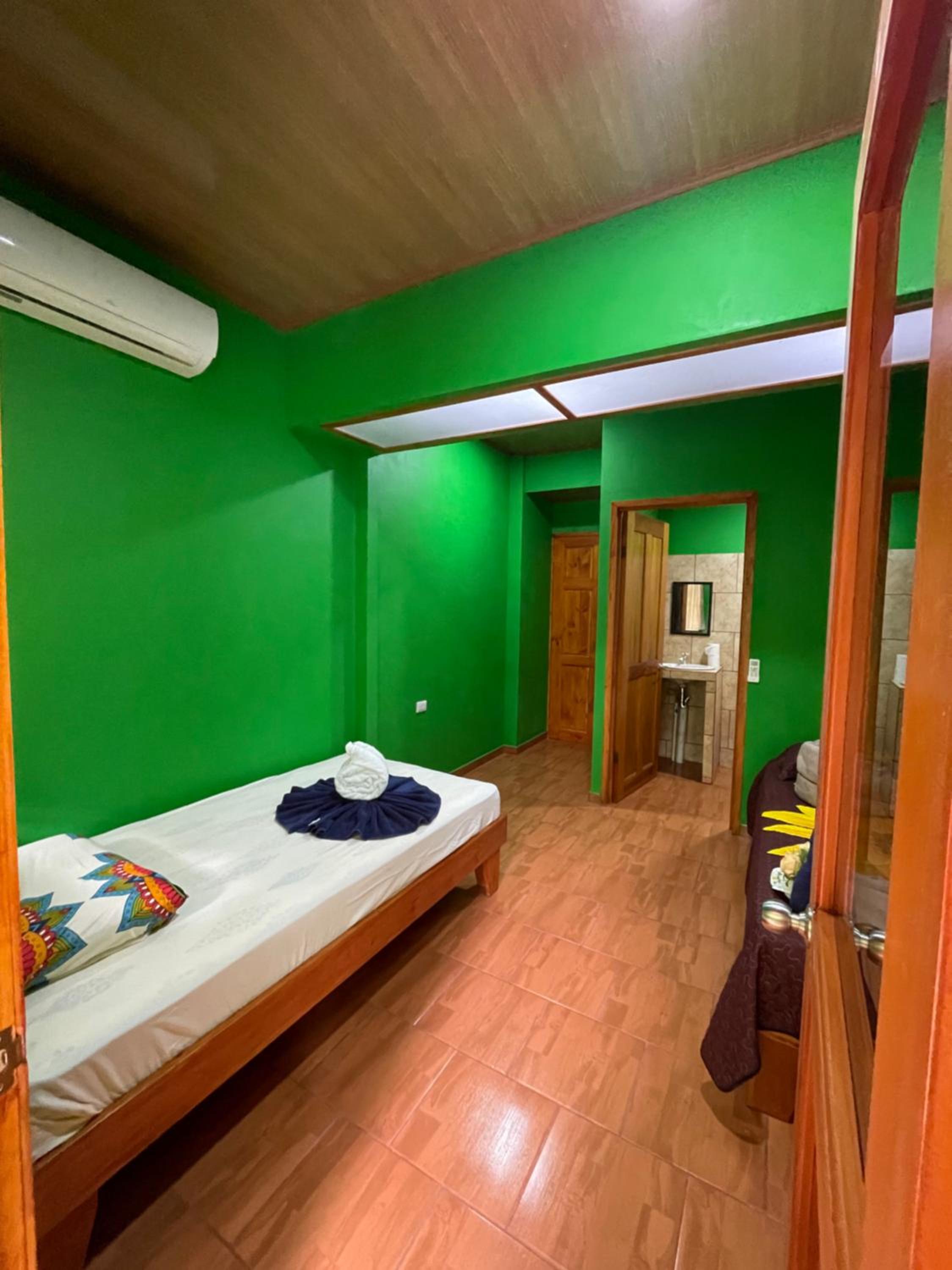 Triple Room photo 2