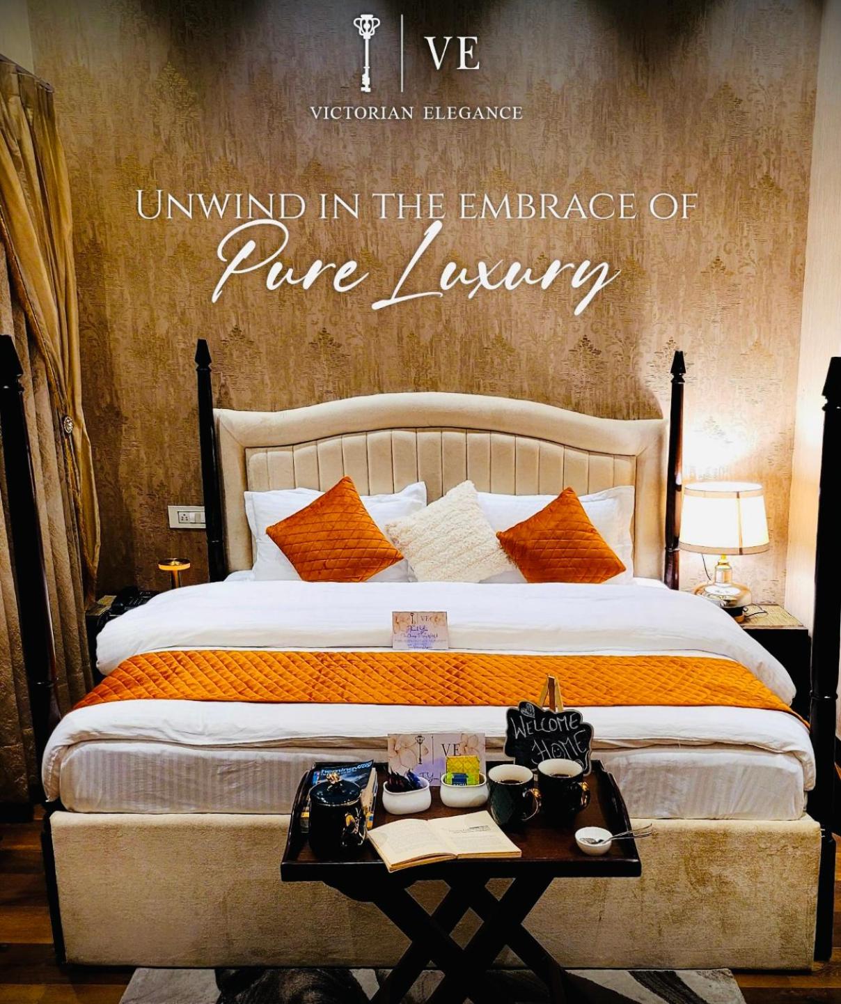 Superior King Suite photo 3