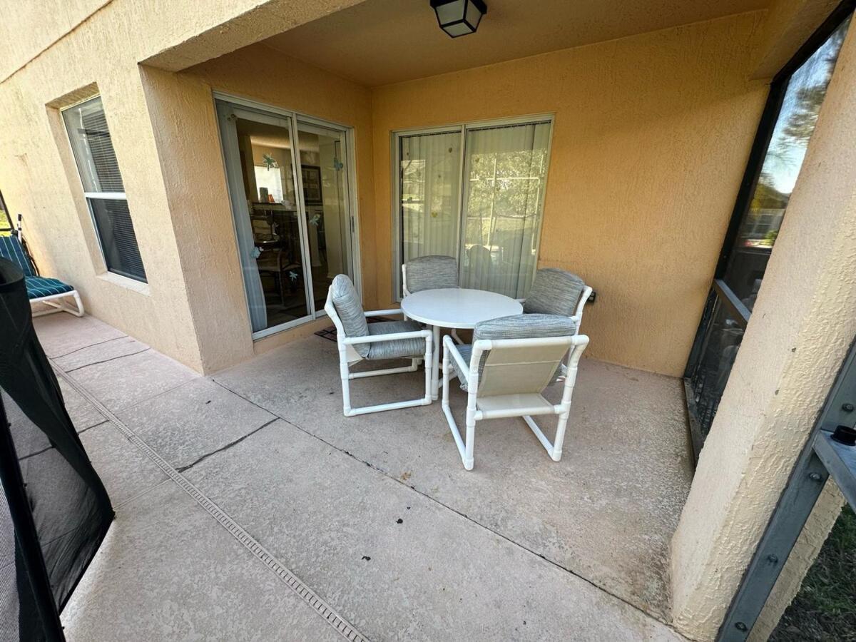 Villa photo 3
