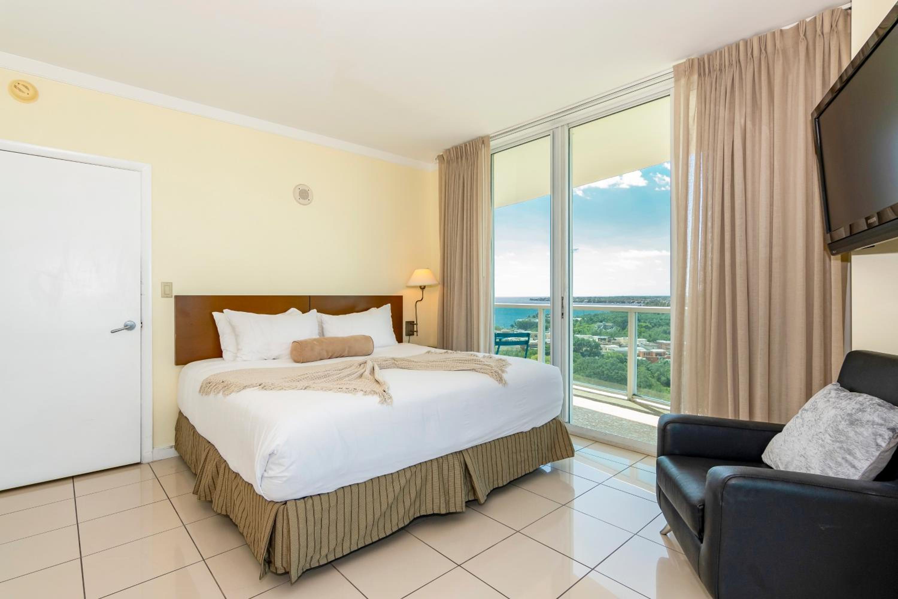 Apartment with Sea View photo 1