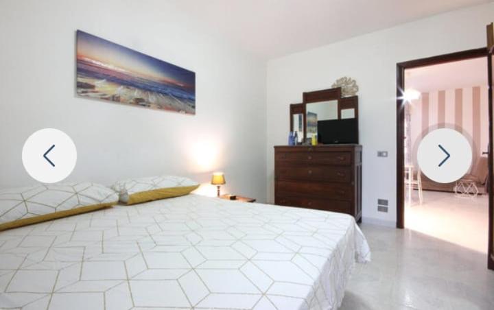 Two-Bedroom Standard Apartment photo 1