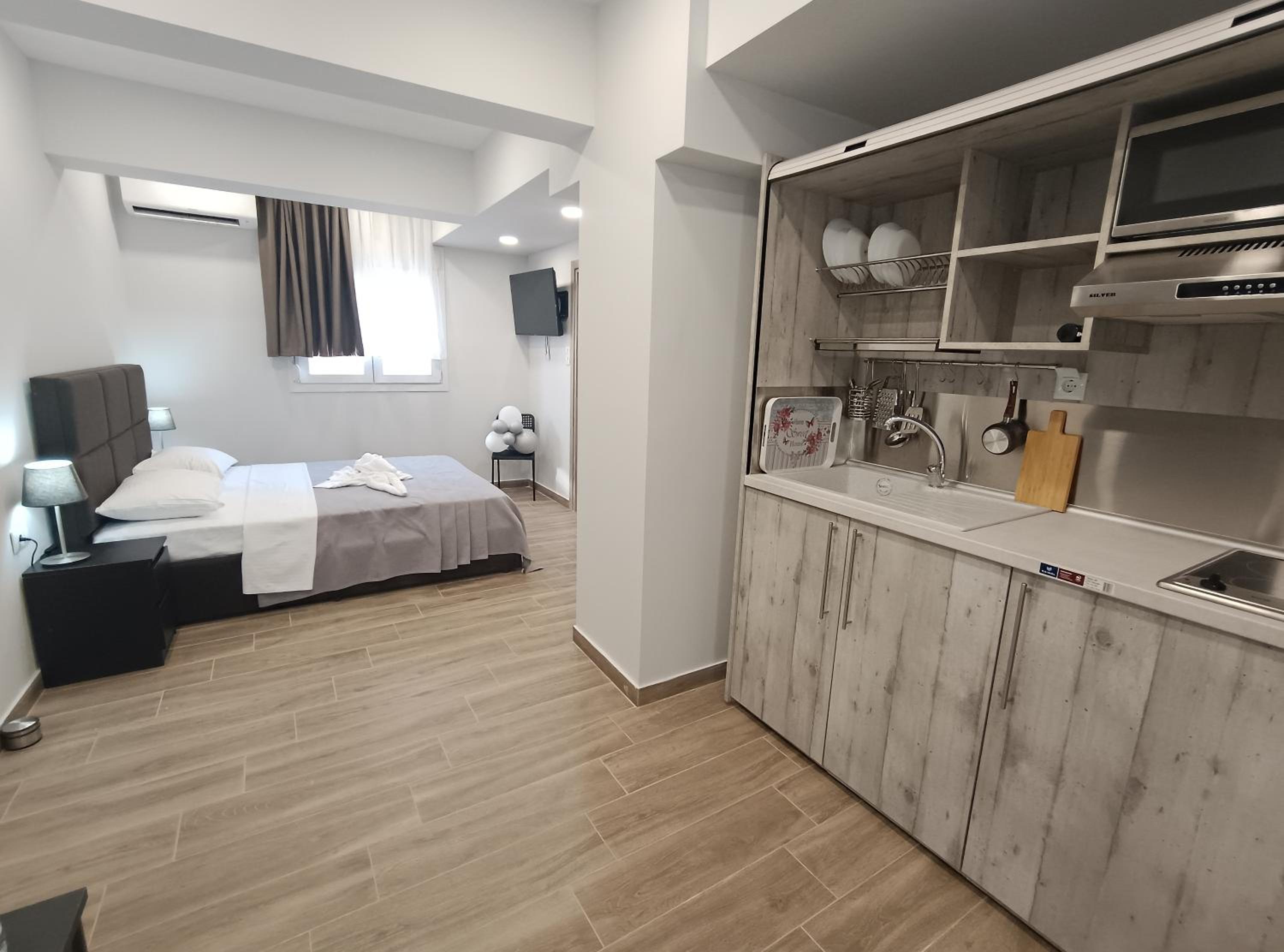 One-Bedroom Apartment