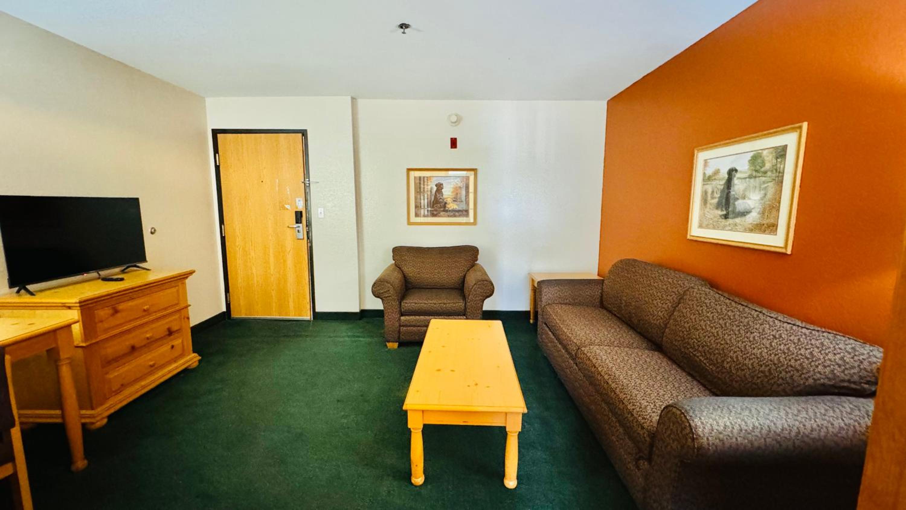King Suite with Spa Bath photo 2