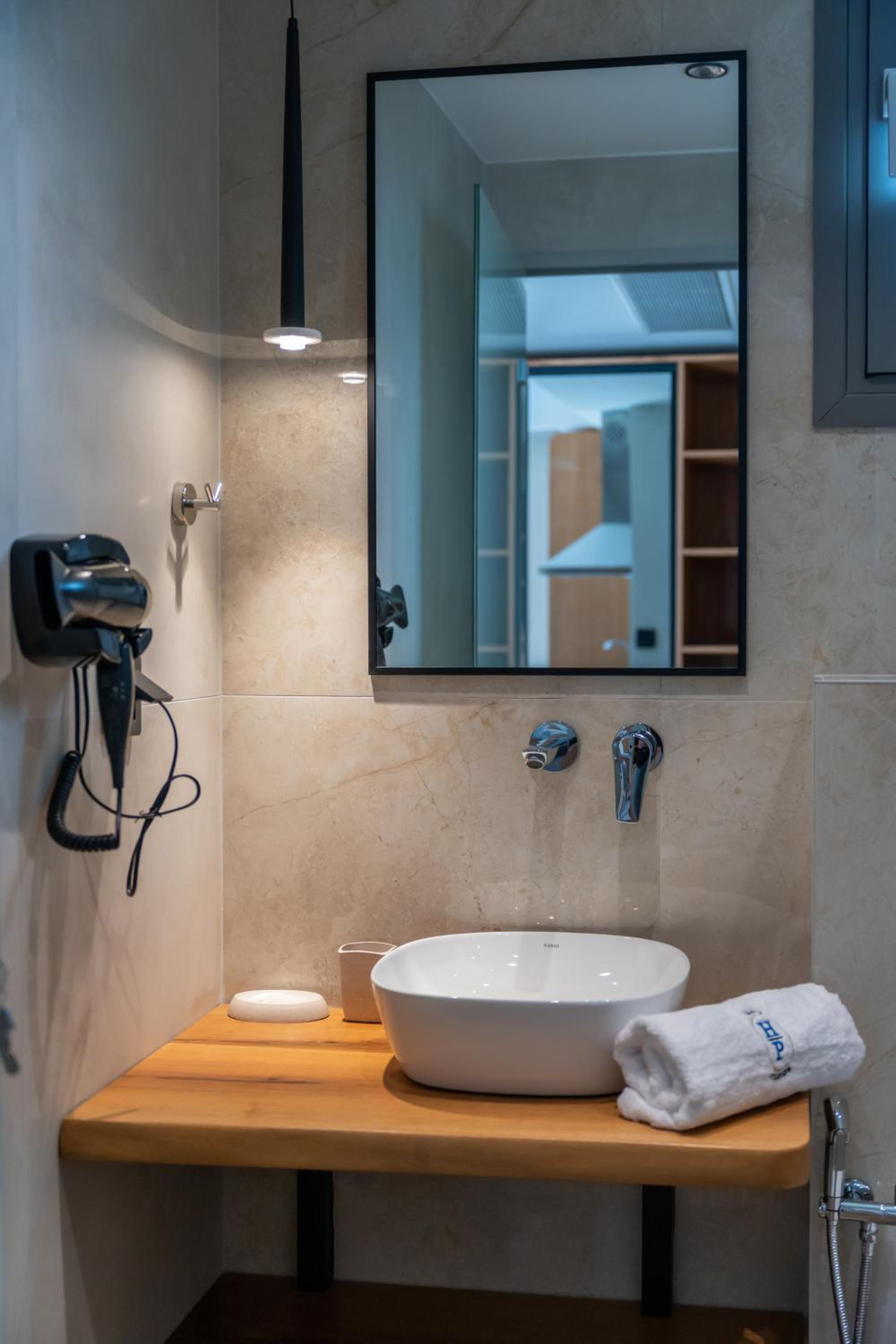 Triple Room with Balcony photo 3