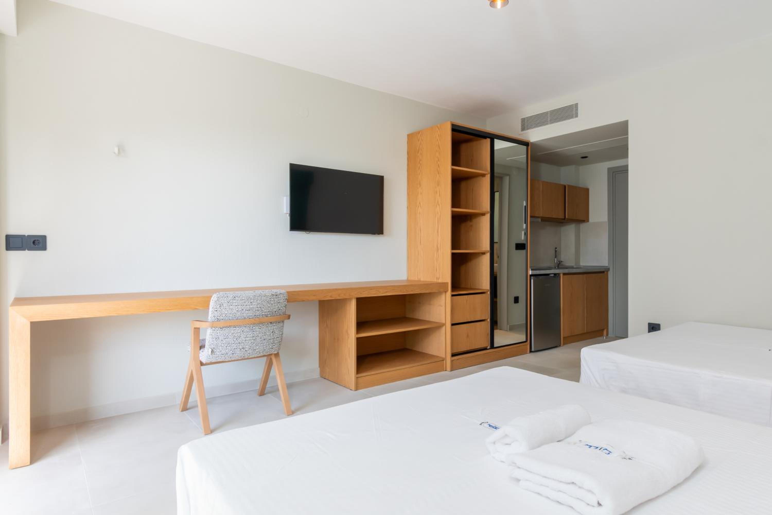 Quadruple Room photo 2