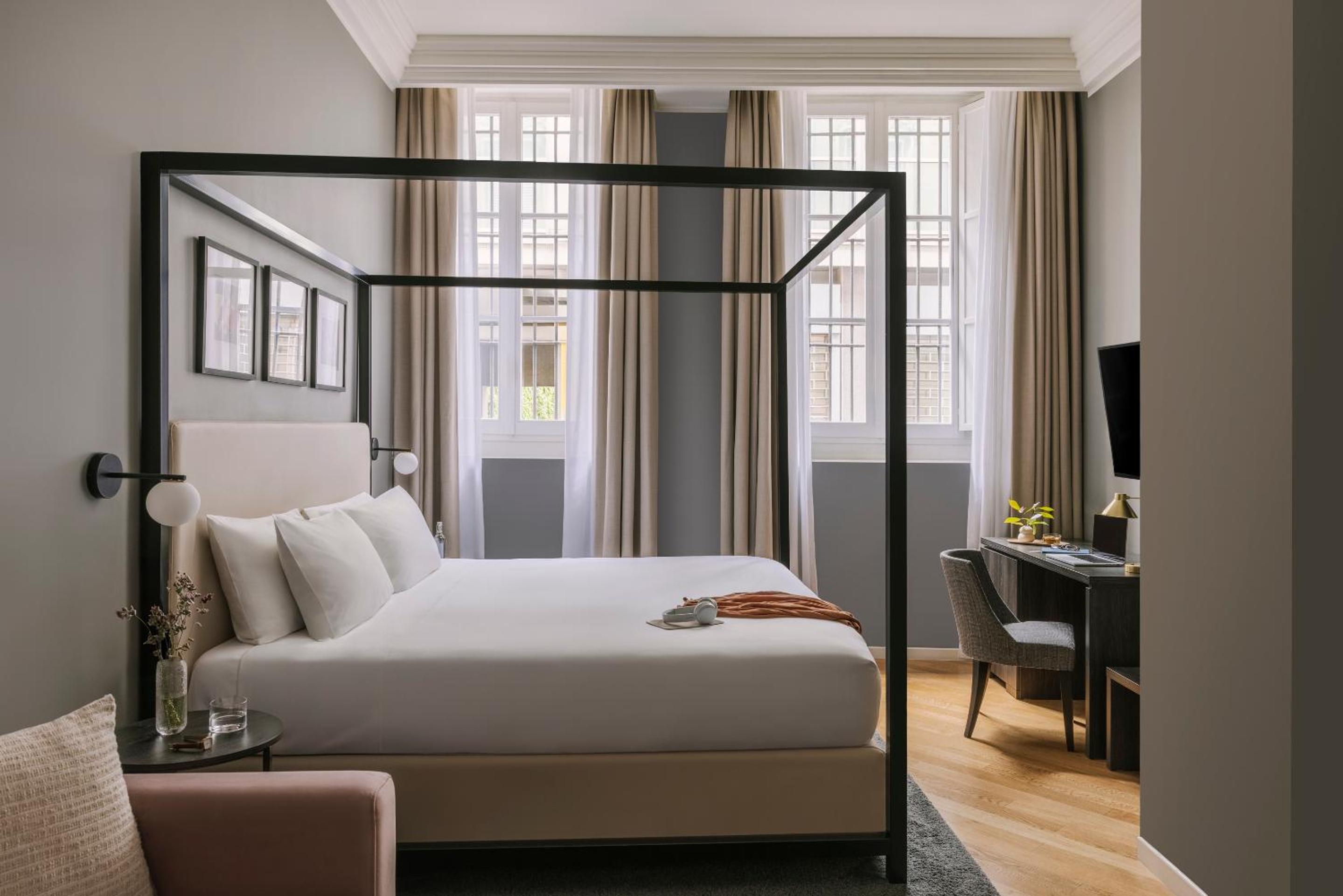 King Room