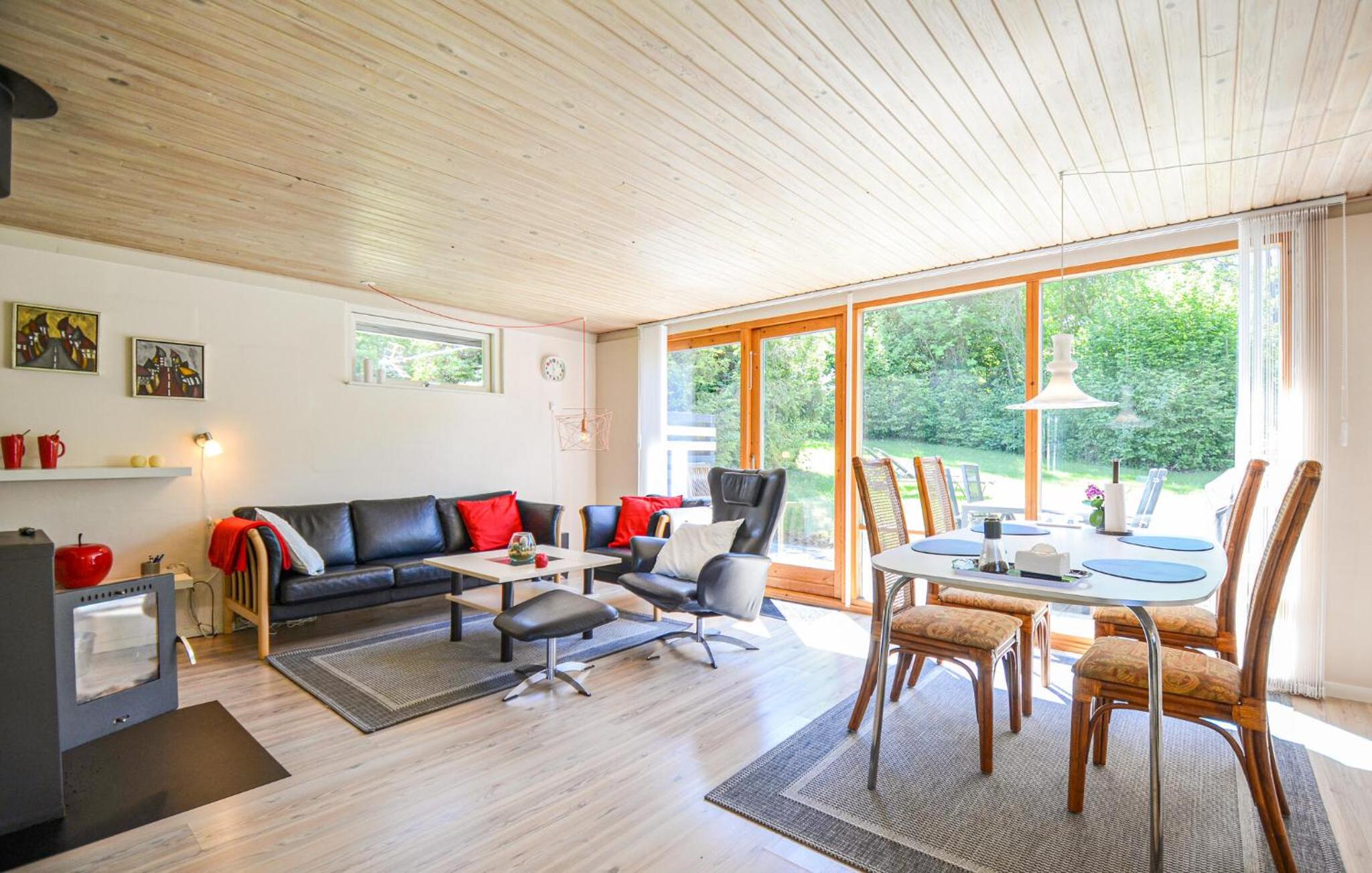 Two-Bedroom Holiday Home photo 1