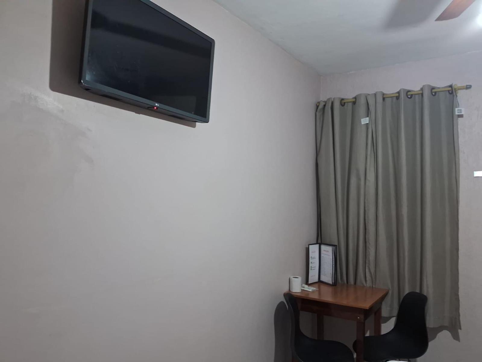 Standard Double Room - Photo 1
