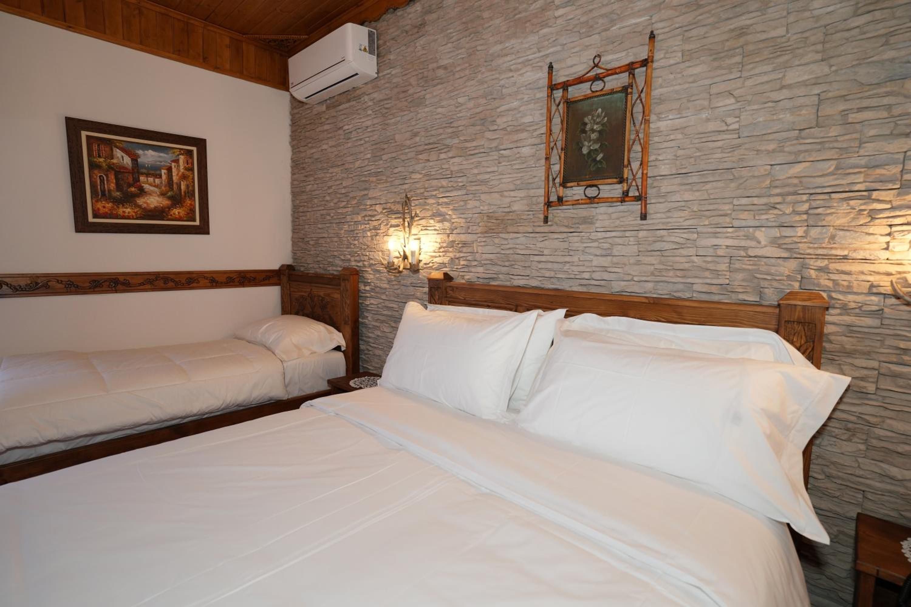 Triple Room with Balcony photo 2