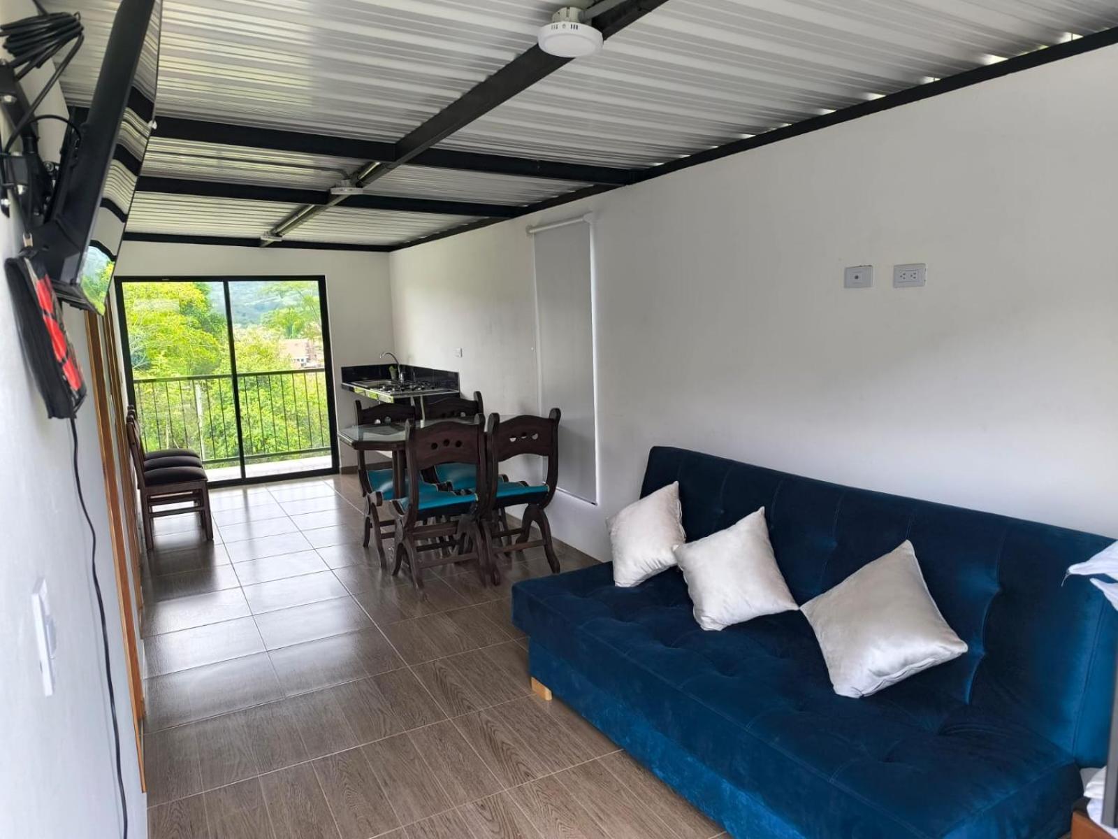 Family Room with Garden View photo 1