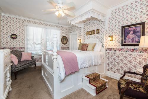 Queen Room - Photo 1